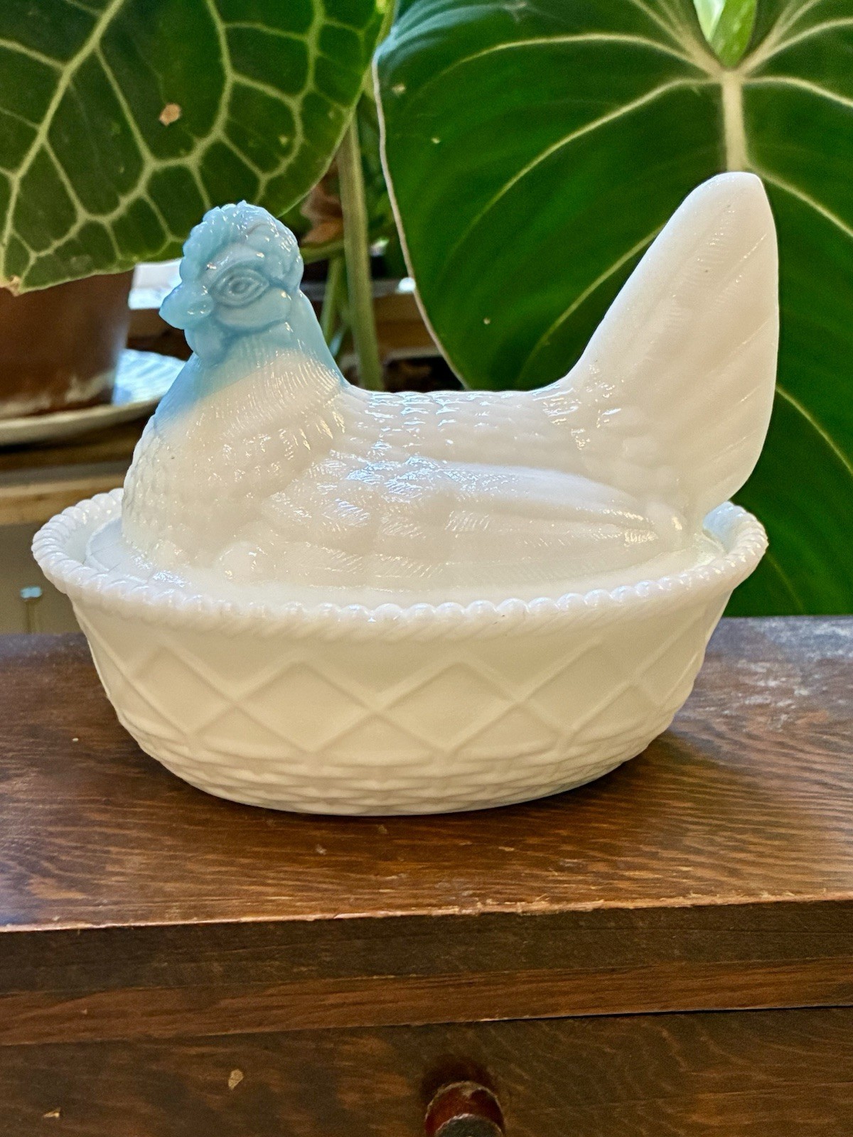 Vintage Westmoreland Hen On Nest, White Milk Glass With Blue Slag Head Vintage Westmoreland Hen On Nest, White Milk Glass With Blue Slag Head