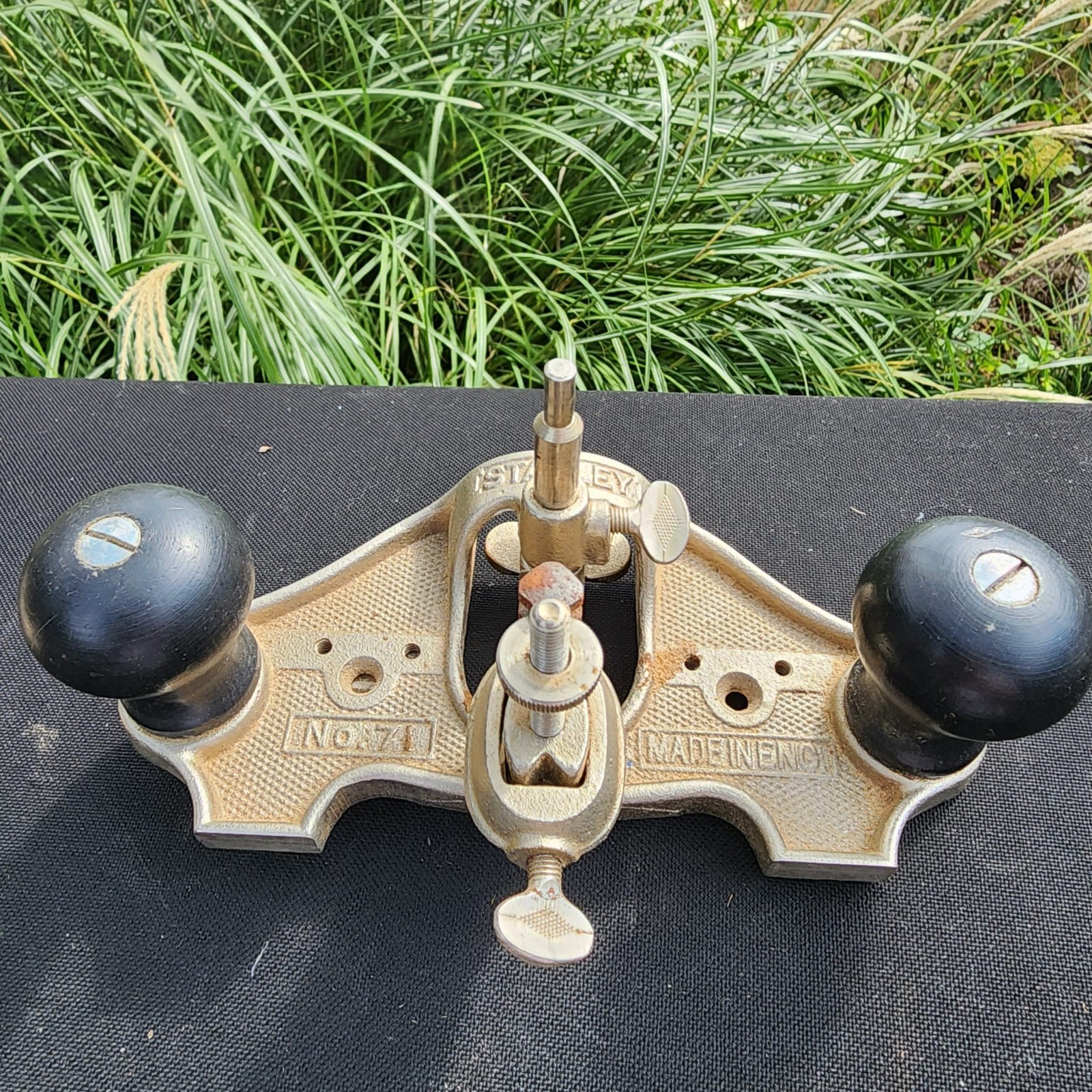 Vintage Stanley No 71 Router Plane - Made in England - With Depth Gauge & Shoe Vintage Stanley No 71 Router Plane - Made in England - With Depth Gauge & Shoe