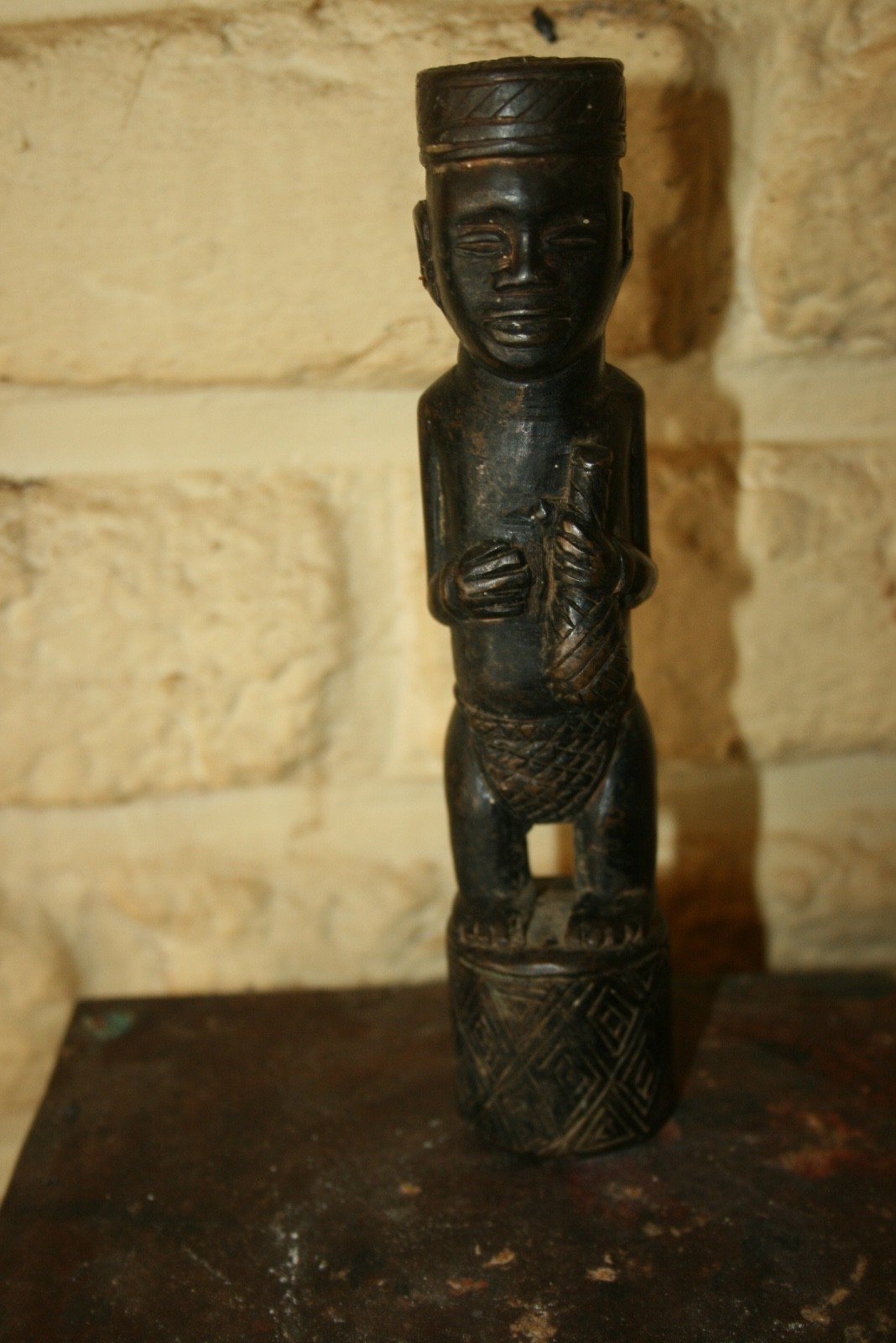RARE ANTIQUE MAYOMBE NGANGA CHIEF BRONZE FIGURE R.D.CONGO ----ANTI WITCHCRAFT- RARE ANTIQUE MAYOMBE NGANGA CHIEF BRONZE FIGURE R.D.CONGO ----ANTI WITCHCRAFT-