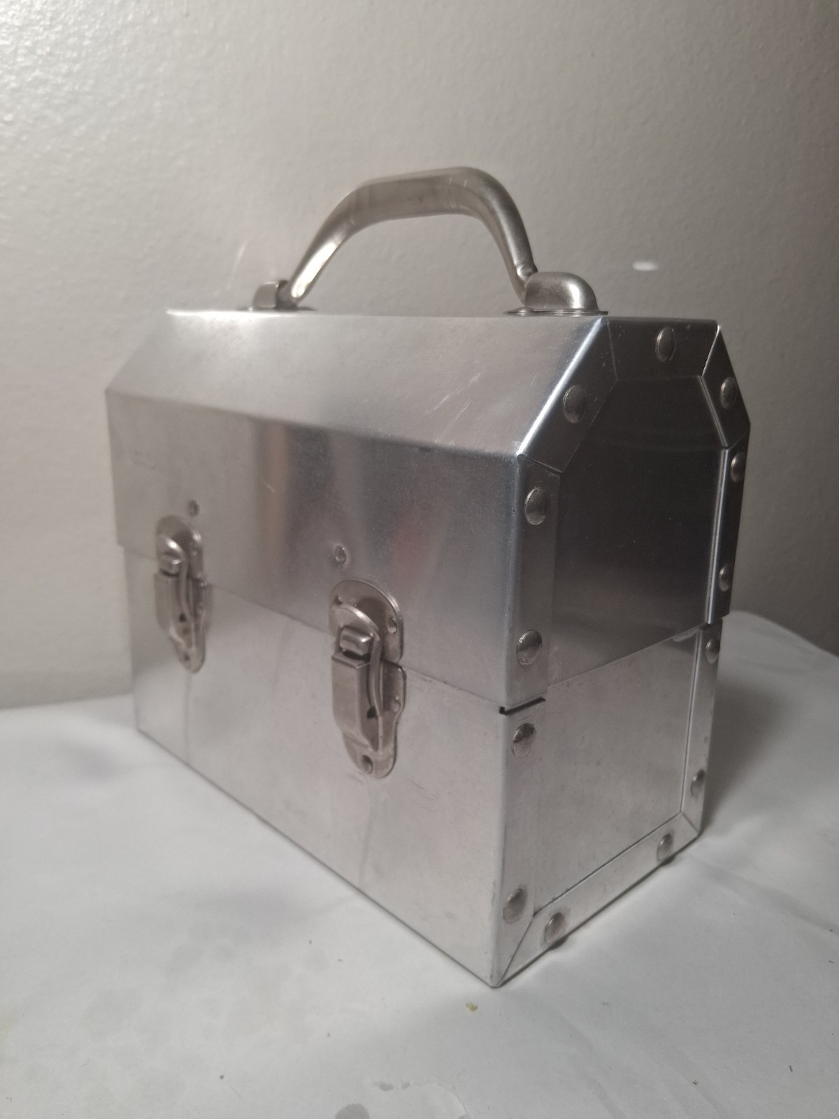 L May Mfg Sudbury Ontario Vintage Mid Century Aluminum Miners Lunchbox Pail EUC