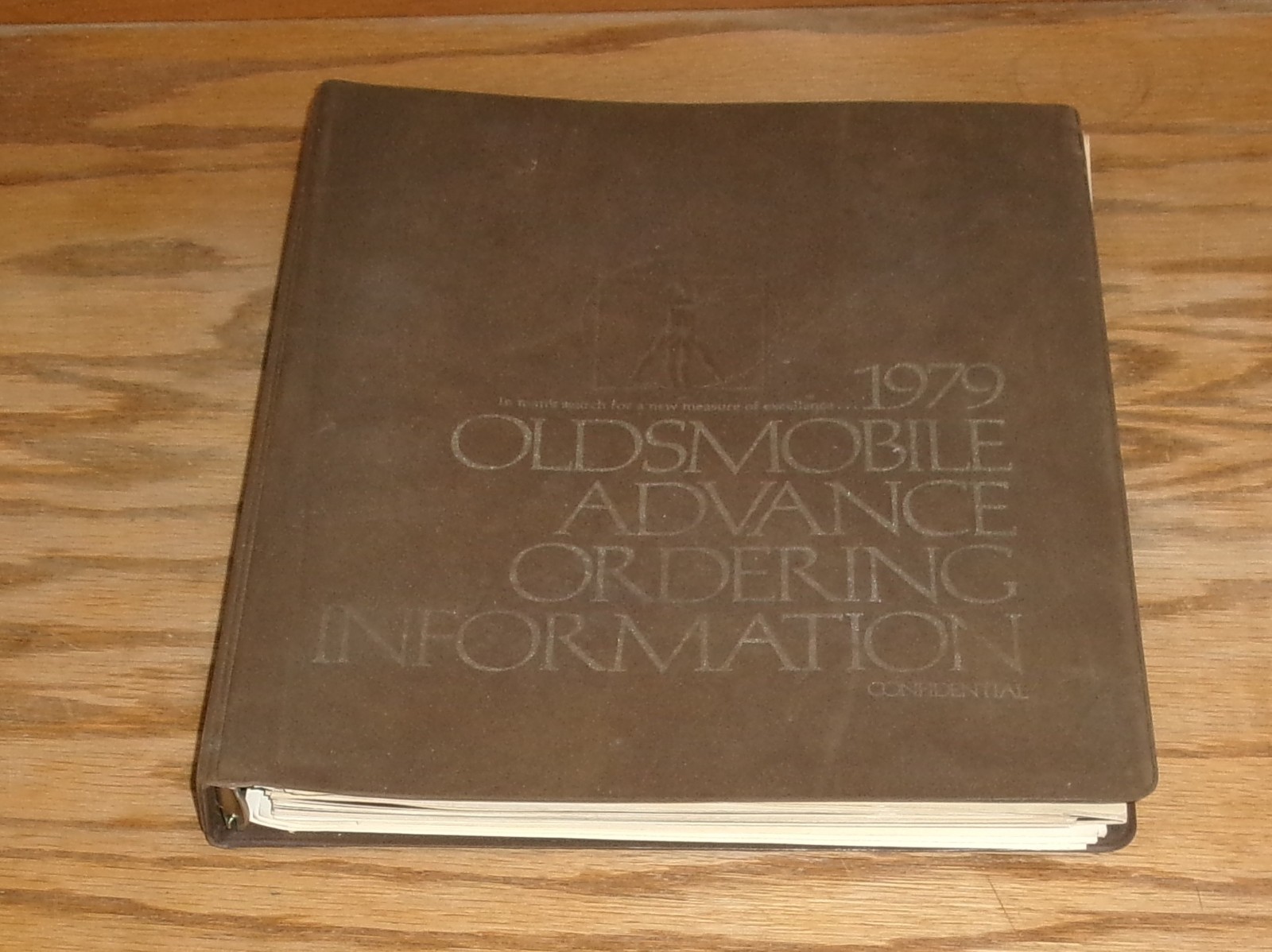 Original 1979 Oldsmobile Advance Ordering Information Dealer Album Cutlass 98