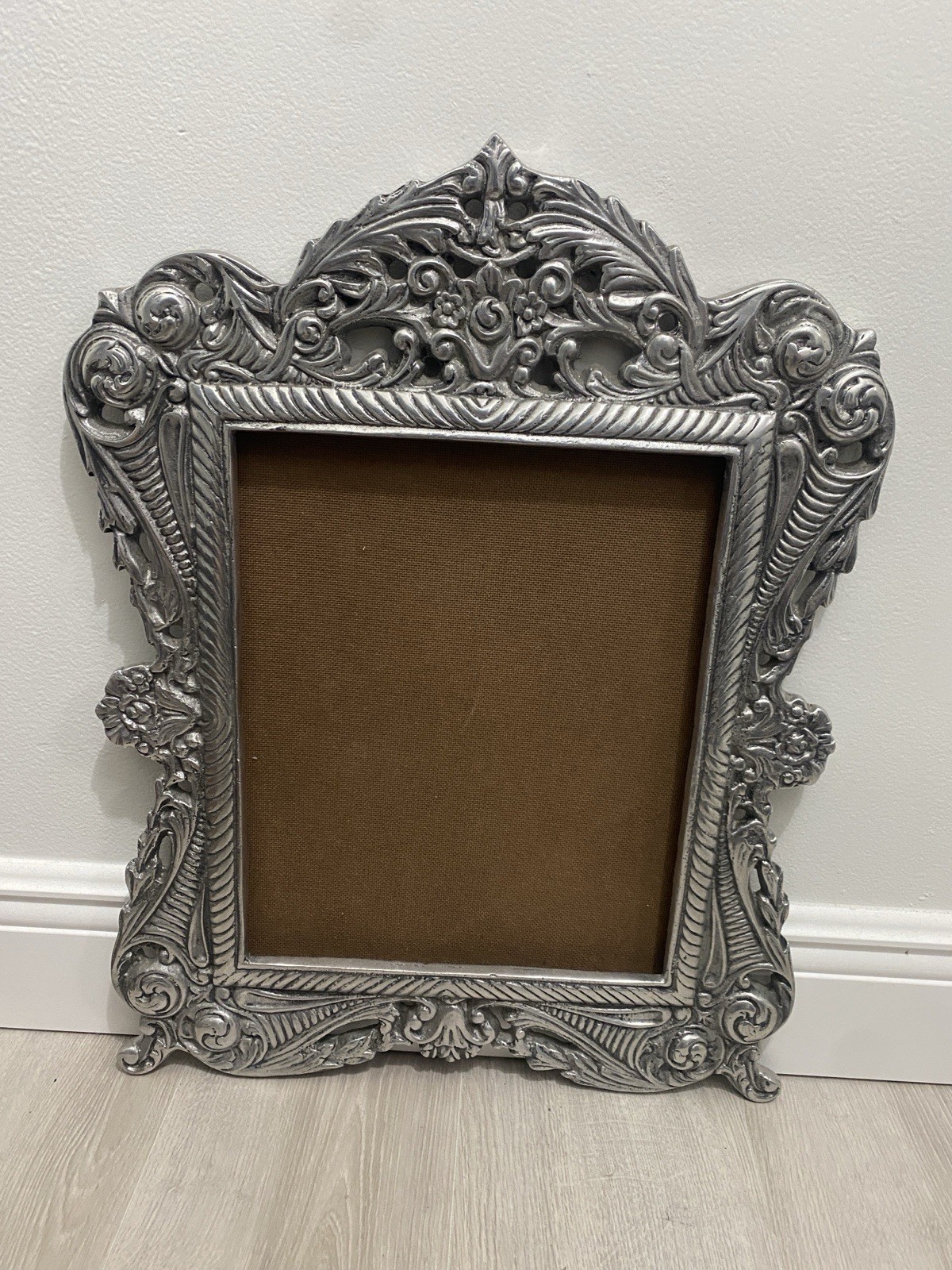 Vintage Arte Giancarlo Large Ornate Pewter Picture Frame Honduras 18”x24” Vintage Arte Giancarlo Large Ornate Pewter Picture Frame Honduras 18”x24”