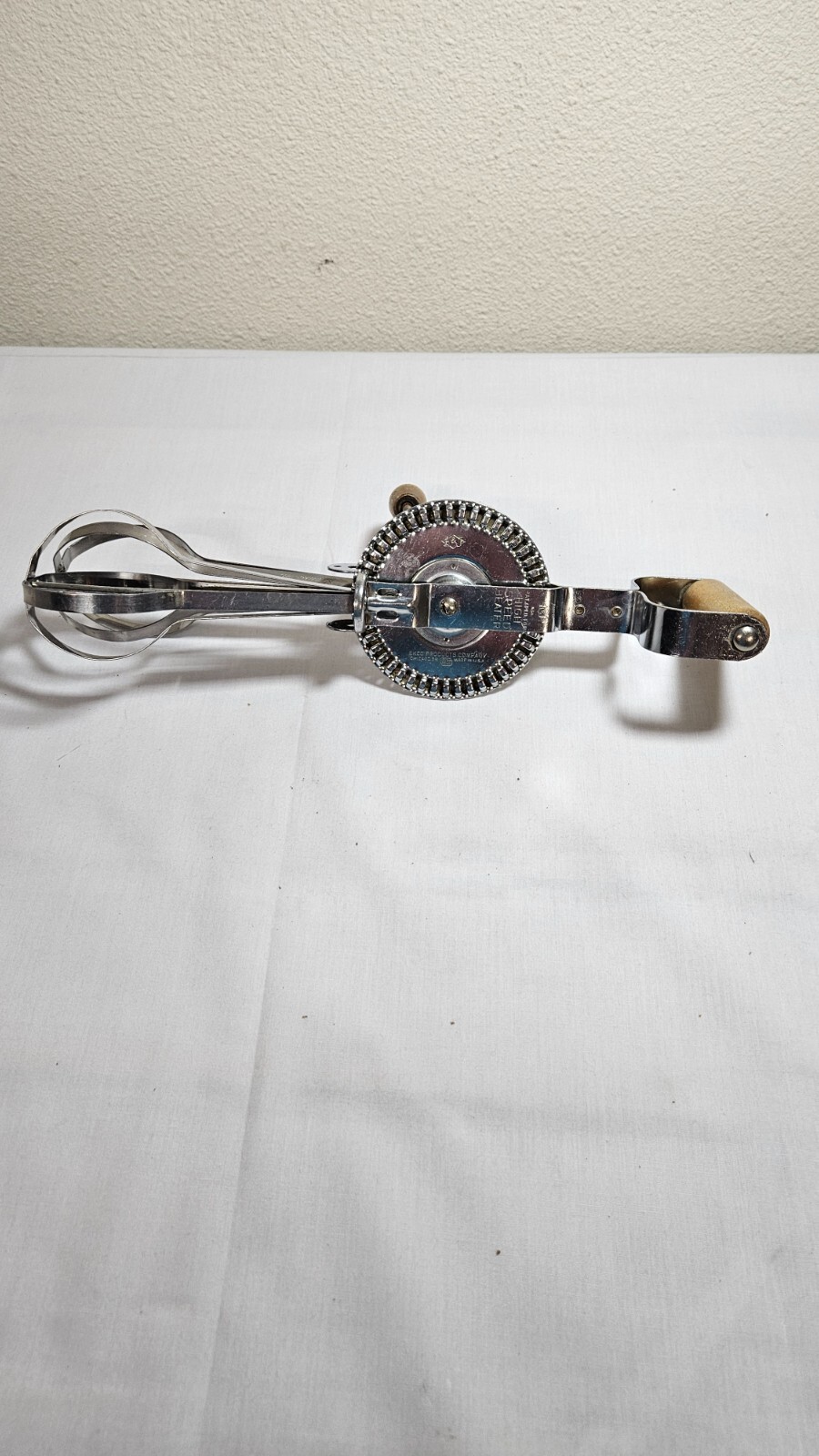 Vintage A&J high speed eggbeater Vintage A&J high speed eggbeater