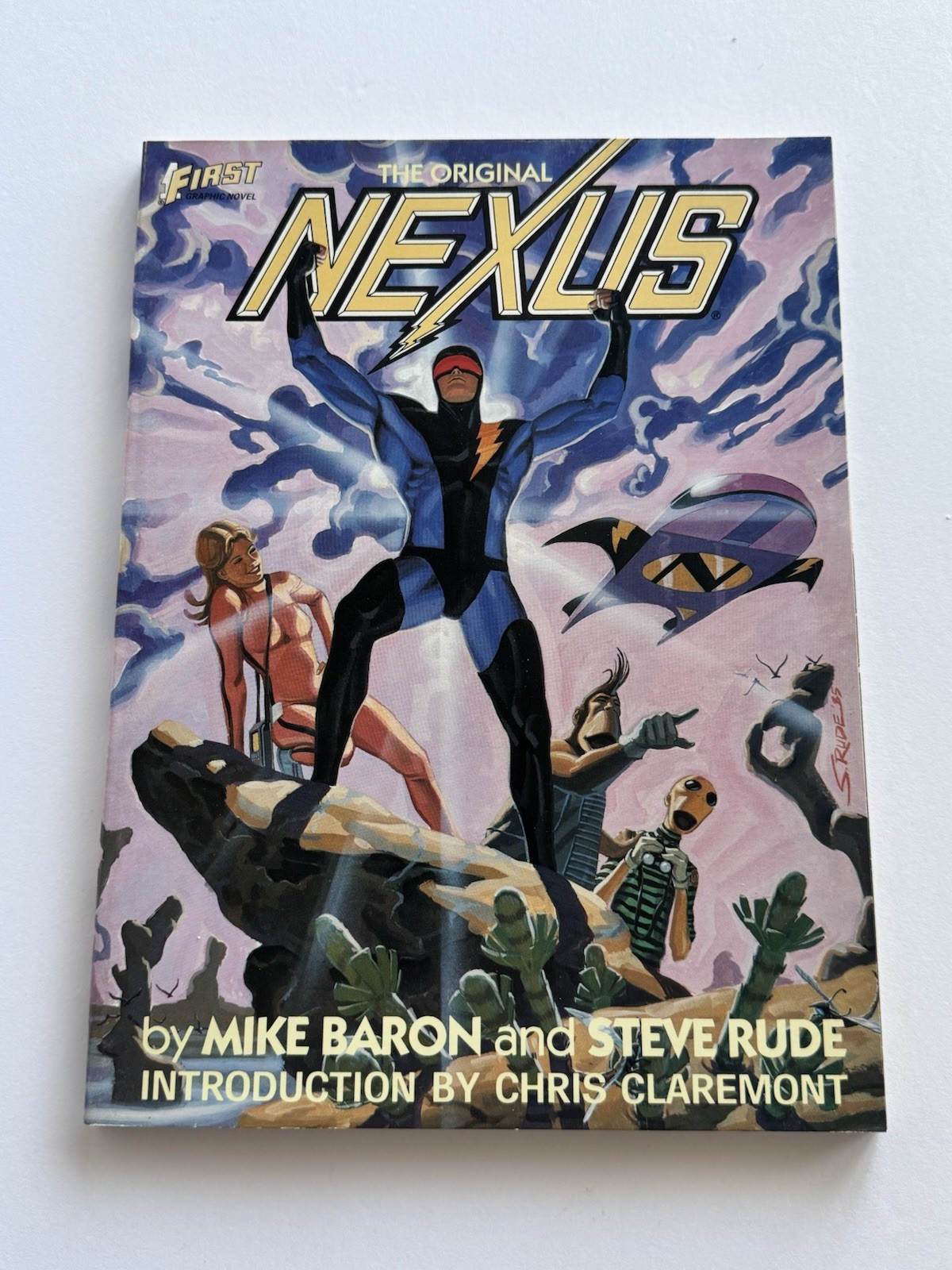 1985 The Original NEXUS TPB 2nd Print Mike Baron & Signed Steve Rude First Comic