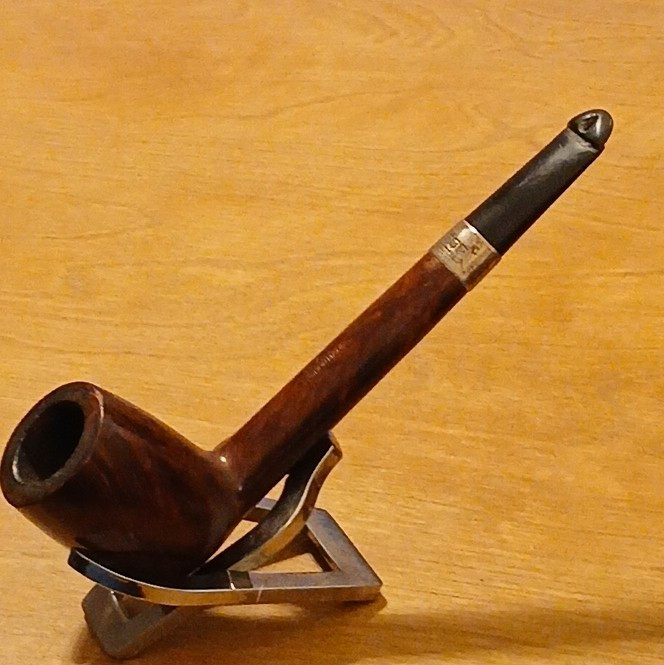Peterson K&P London made 204 pipe a Peterson product made in England com Peterson K&P London made 204 pipe a Peterson product made in England com