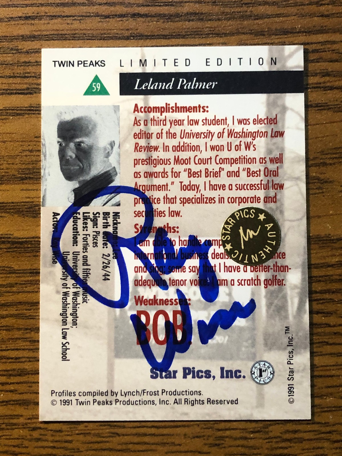 1991 Star Pics Twin Peaks RAY WISE Leland Palmer Autographed card RARE 1991 Star Pics Twin Peaks RAY WISE Leland Palmer Autographed card RARE