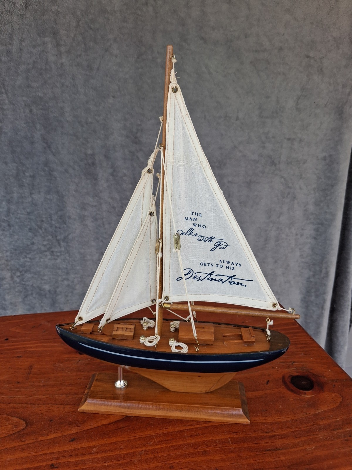 Vintage Tabletop Sailing Ship In Excellent Condition 14\