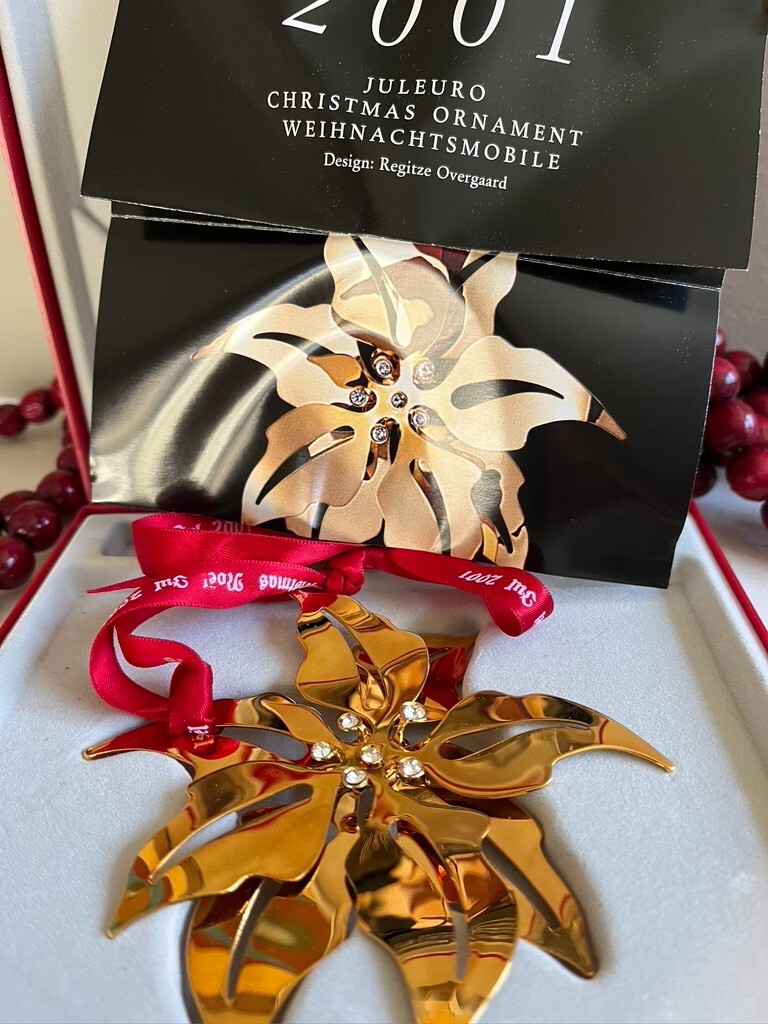GOERG JENSEN 2001 CHRISTMAS TREE POINTSETTIA GILDED ORNAMENT 12 CUBIC ZIRCONS GOERG JENSEN 2001 CHRISTMAS TREE POINTSETTIA GILDED ORNAMENT 12 CUBIC ZIRCONS
