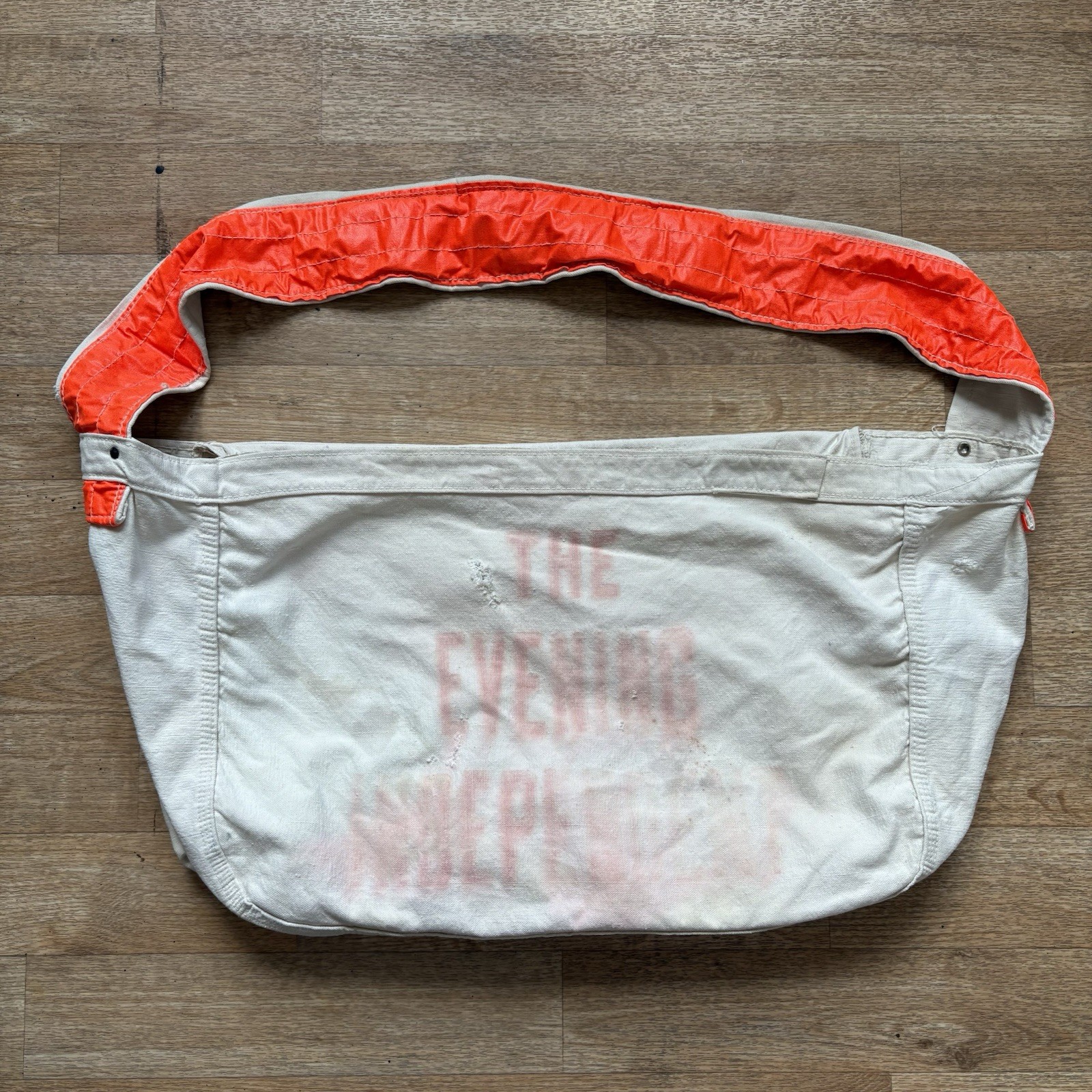 Vintage The Daily News Evening Independent Newspaper Newsboy Carrier's Bag Ohio Vintage The Daily News Evening Independent Newspaper Newsboy Carrier's Bag Ohio