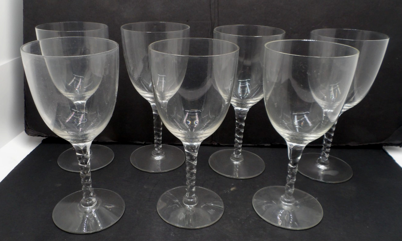 7 Seneca Astrid Wine Glasses 6 7/8\