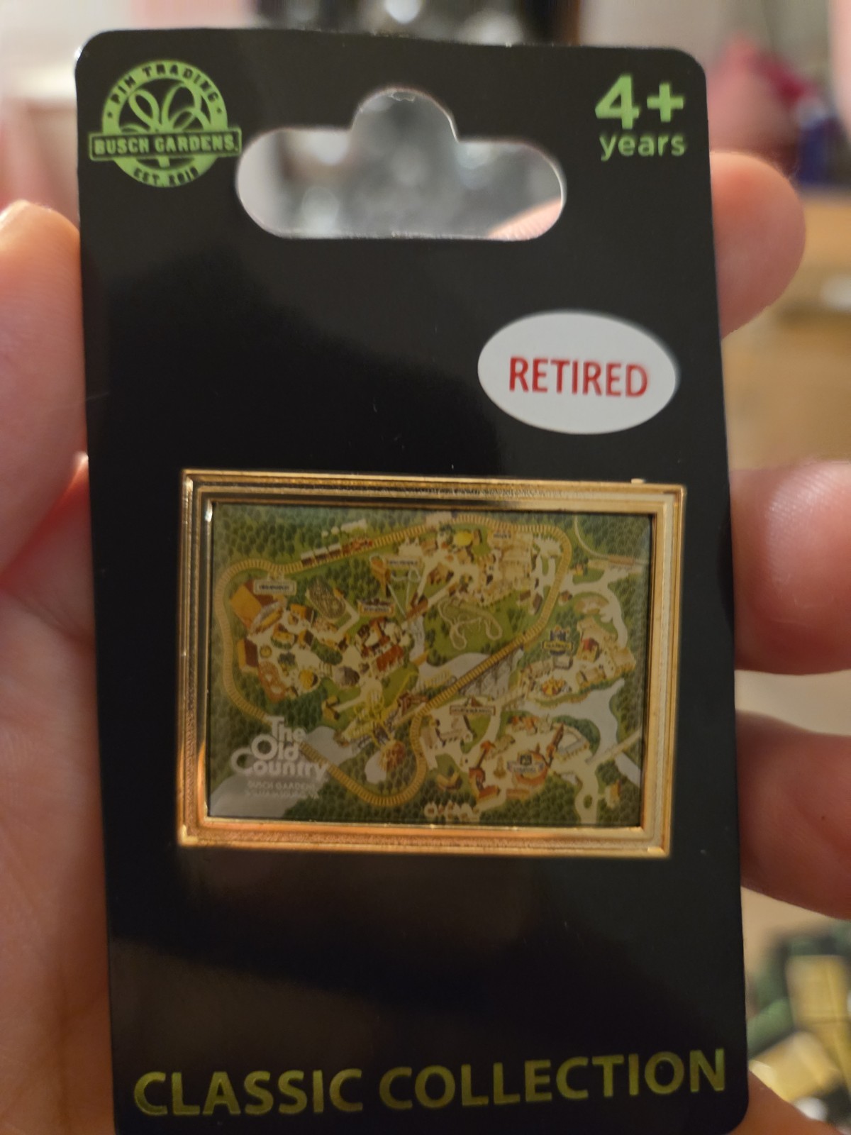 New Busch Gardens Williamsburg Classic Collection Old Country Pin New Busch Gardens Williamsburg Classic Collection Old Country Pin