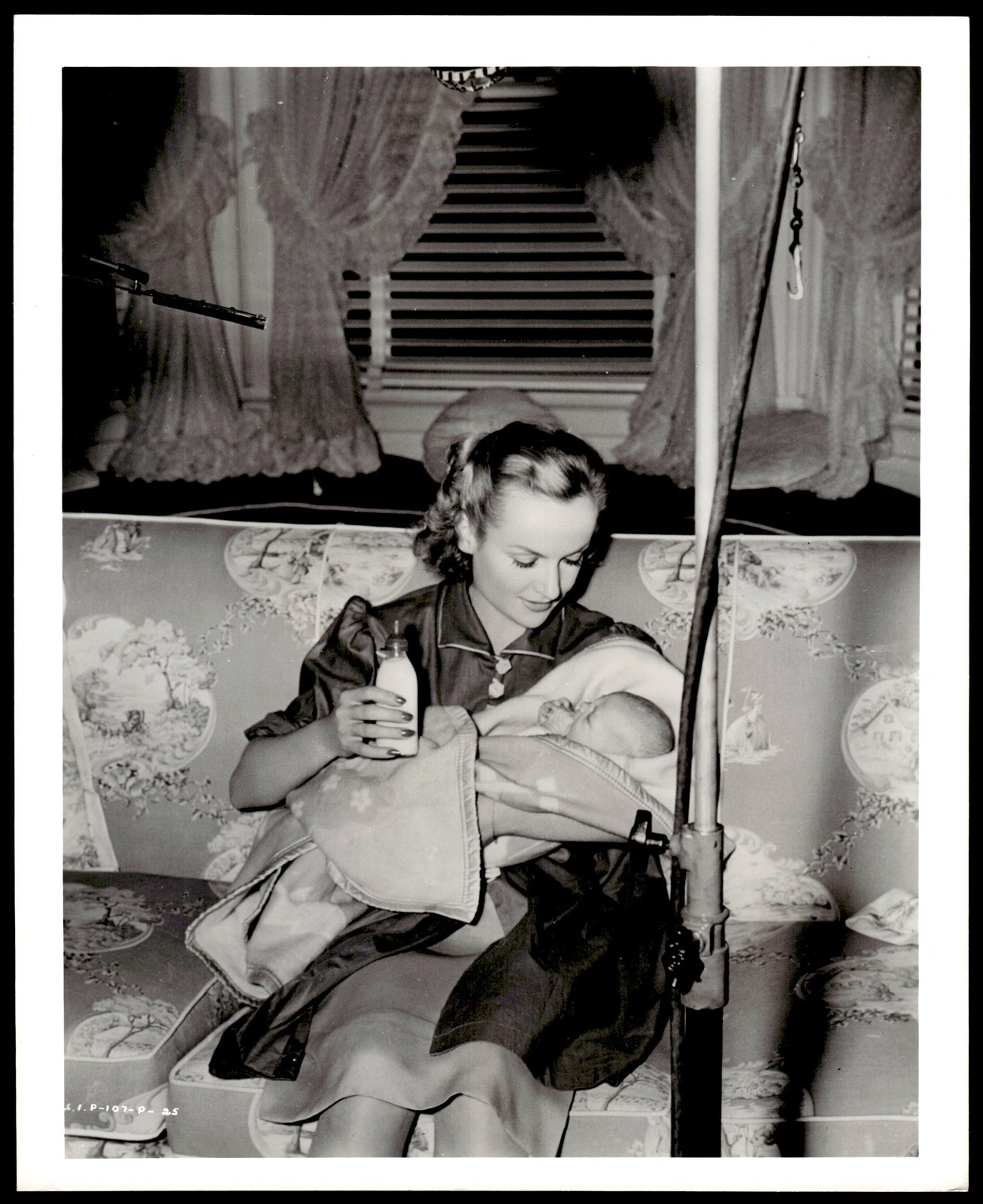 Carole Lombard MADE FOR EACH OTHER 8x10 Original 1939 CANDID Press Photo *MH4149