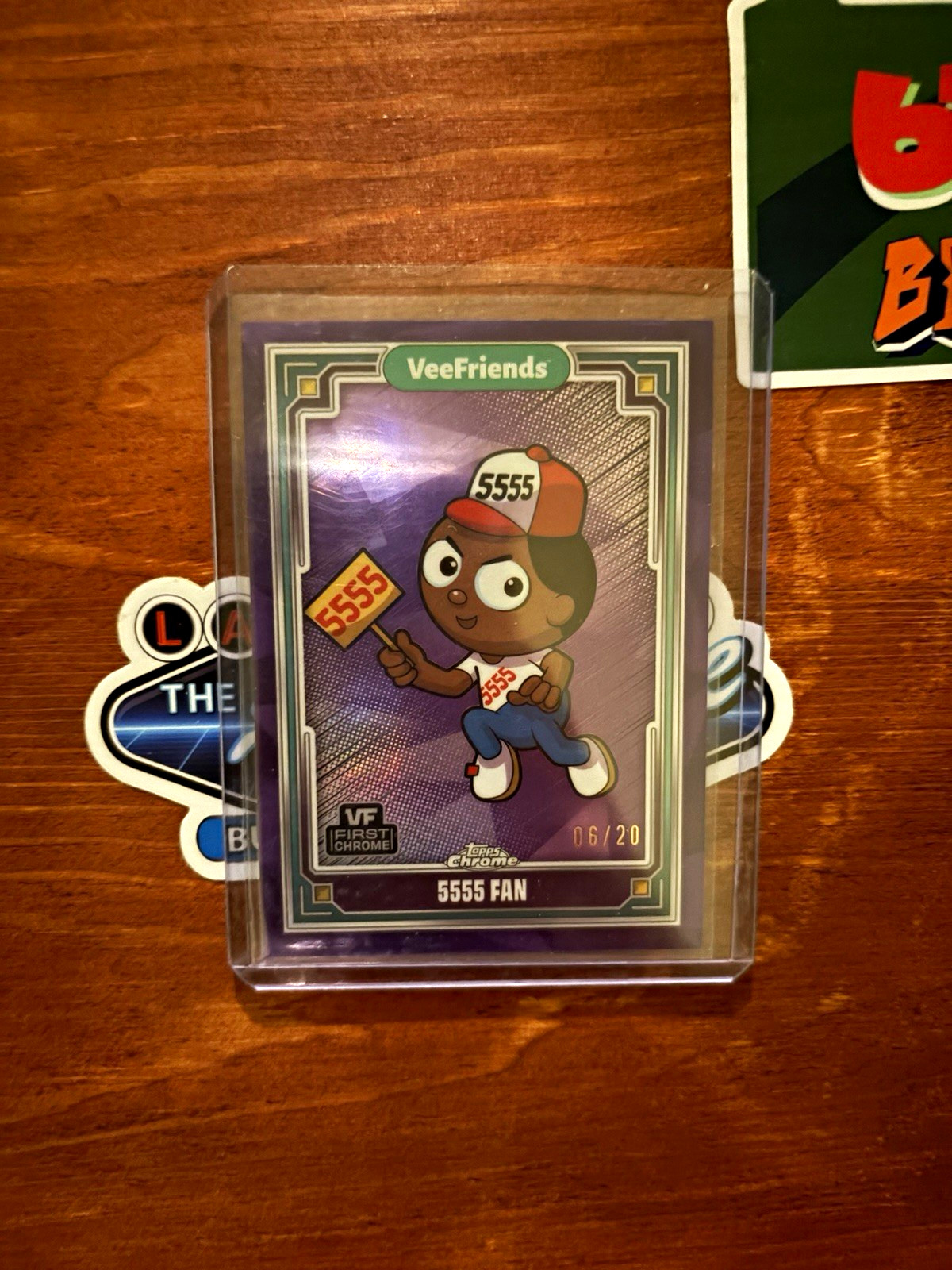 Topps 2022 VeeFriends Topps Chrome 5555 Fan VF1 Serial #06/20 Card
