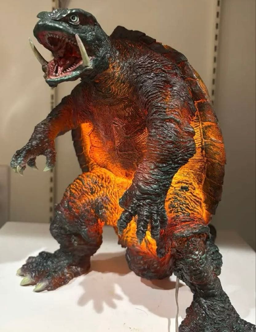 Burning Gamera 1995, Rocket Pro, X-Plus, sculpted by Ryu Oyama Burning Gamera 1995, Rocket Pro, X-Plus, sculpted by Ryu Oyama
