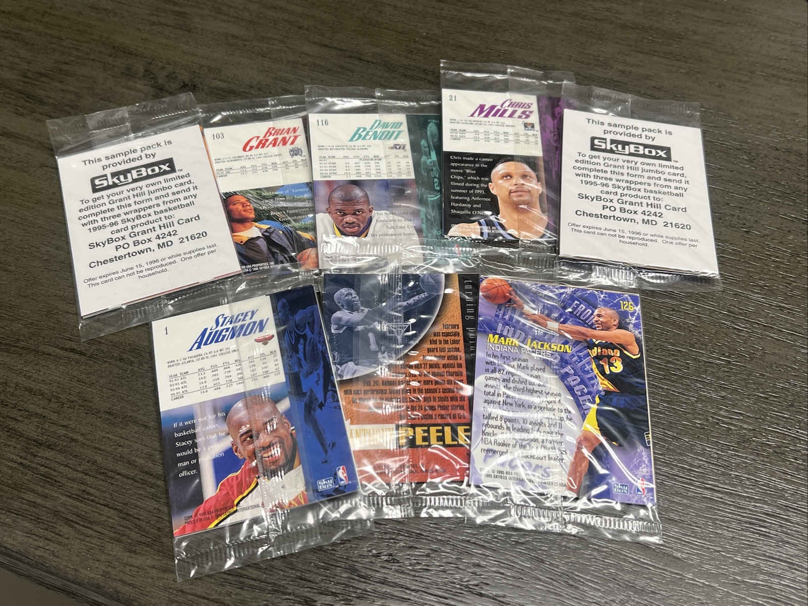 SKYBOX 95-96 Sample Pack PREPRODUCTION PROMO FACTORY SEALED - 8 Pack LOT Retro SKYBOX 95-96 Sample Pack PREPRODUCTION PROMO FACTORY SEALED - 8 Pack LOT Retro