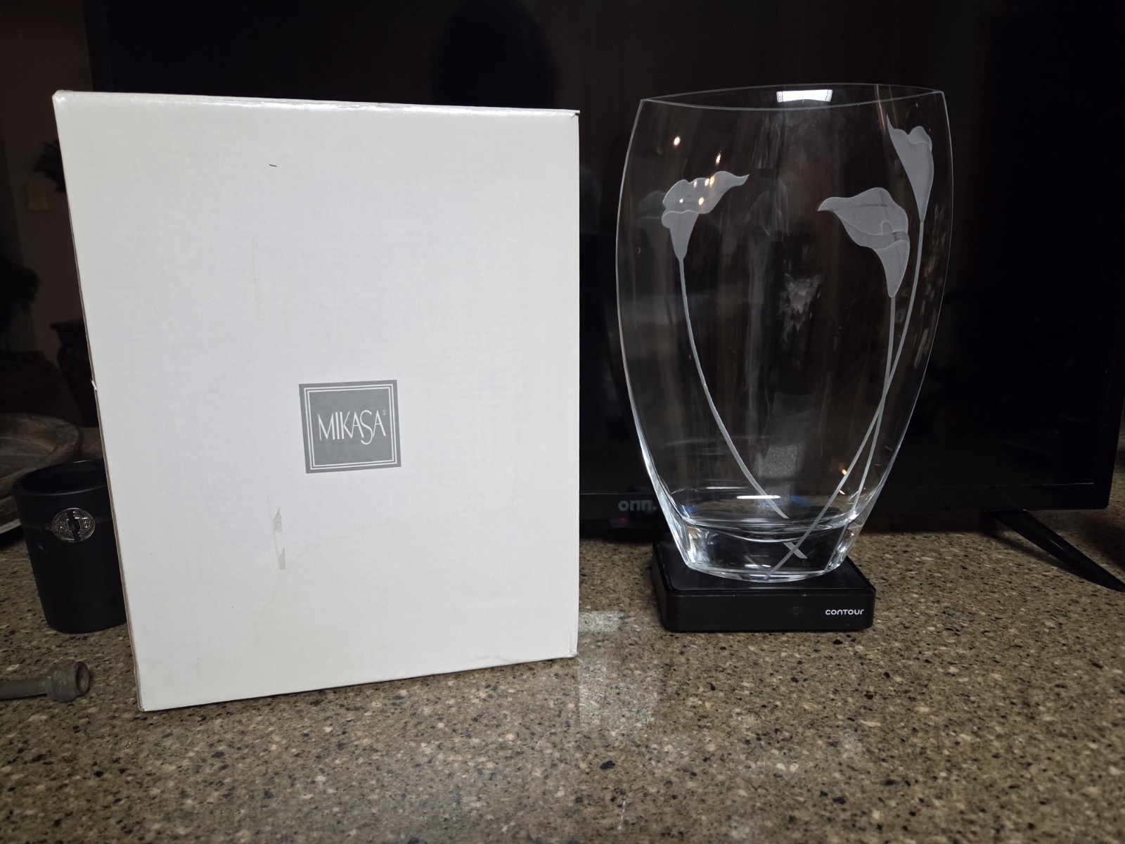Mikasa Crystal Ellipse Vase Calla Lily Etched Clear Blown Glass 12\ Mikasa Crystal Ellipse Vase Calla Lily Etched Clear Blown Glass 12\