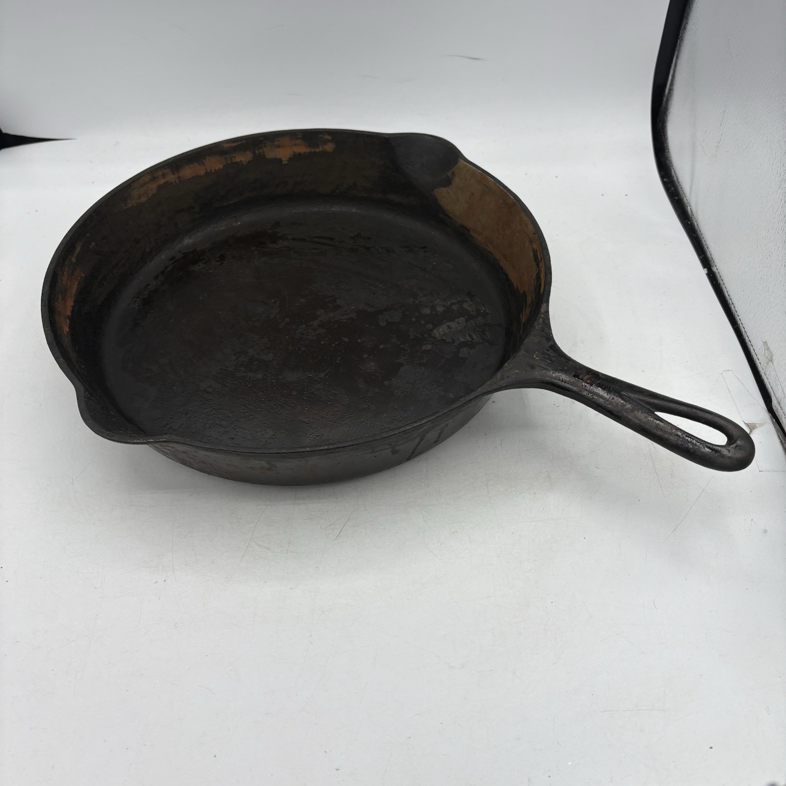 Griswold Cast Iron Skillet No. 10 Erie 716 11.75\