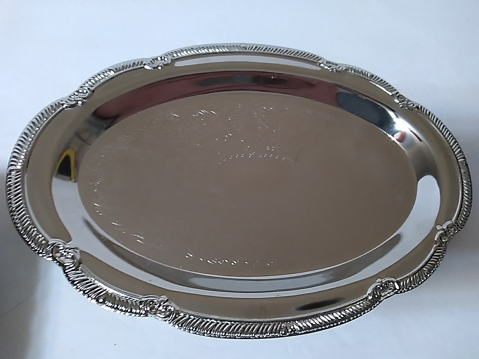Vintage Oval Silverplate Serving Platter Etched Ornate Scroll Design 9.5\ Vintage Oval Silverplate Serving Platter Etched Ornate Scroll Design 9.5\