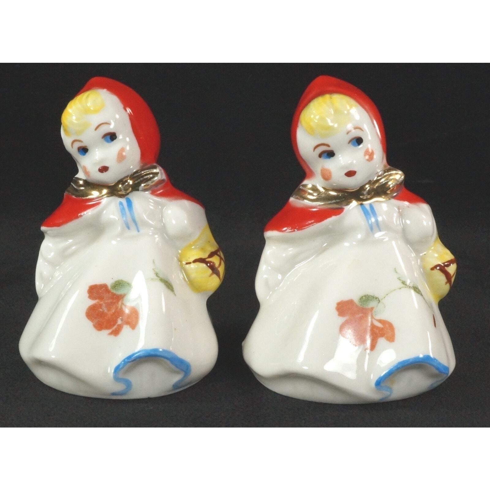 Vtg Hull Pottery Little Red Riding Hood Salt & Pepper Shakers 3.24