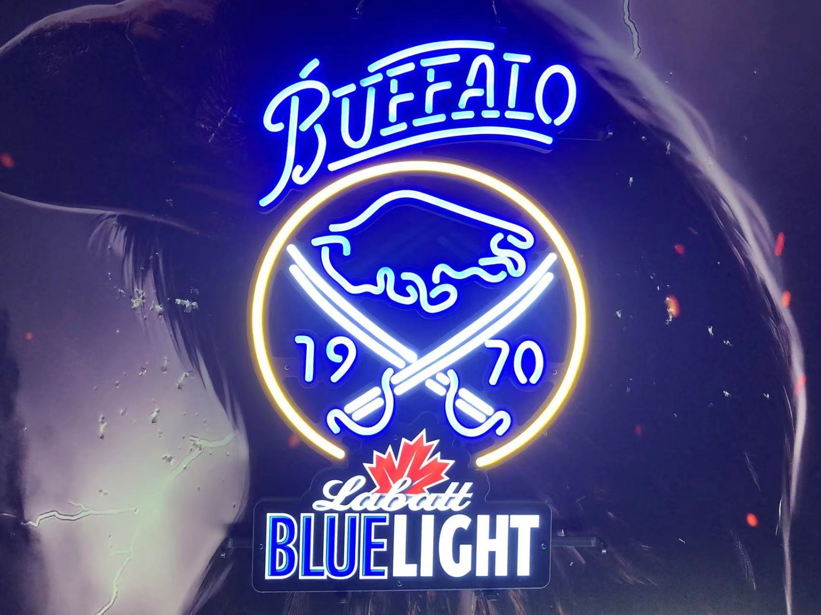 Buffalo Sabres Labatt Blue Light B 24\