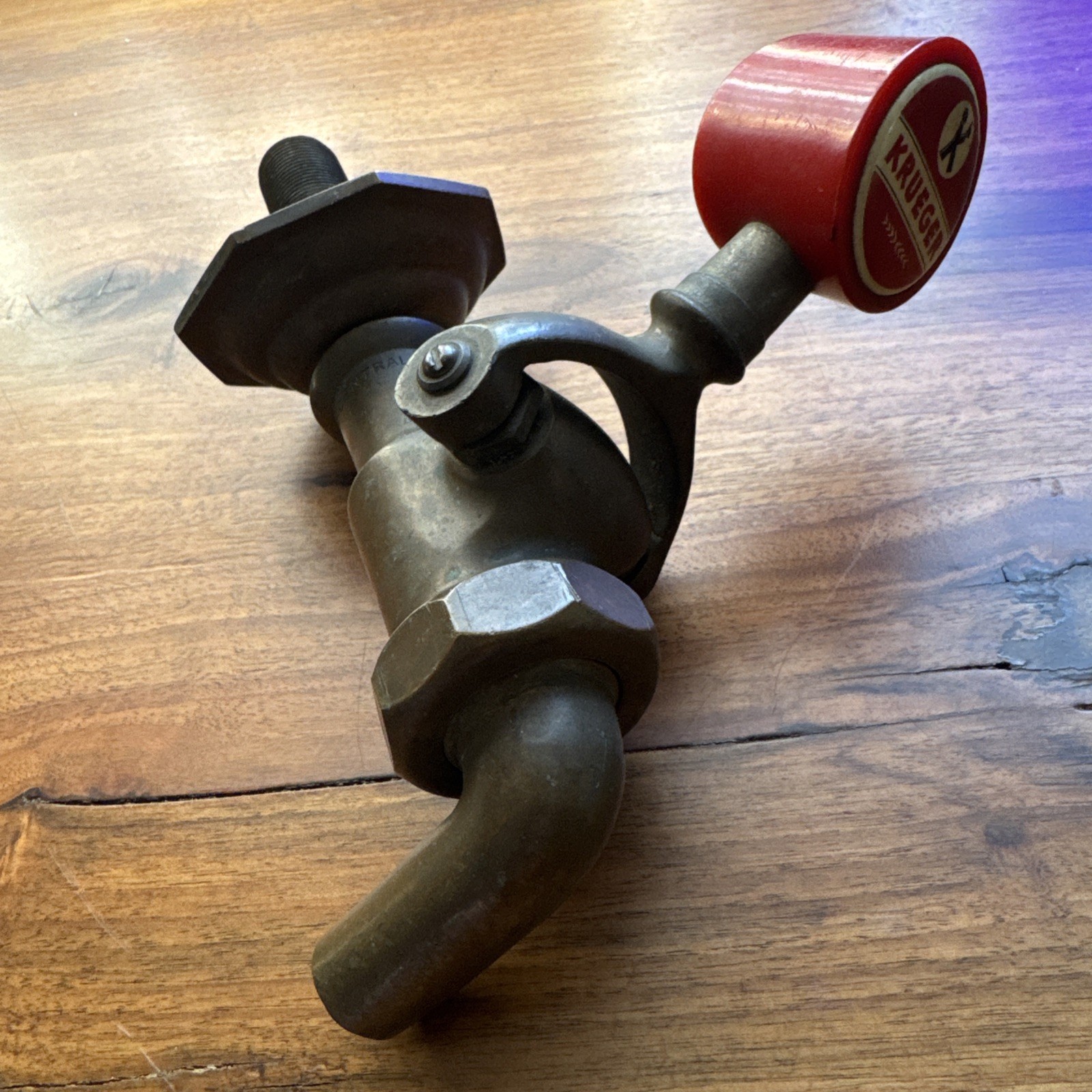 Vintage Krueger Barware Beer Tap Keg Man Cave Handle Knob Brass Drain Valve Vintage Krueger Barware Beer Tap Keg Man Cave Handle Knob Brass Drain Valve