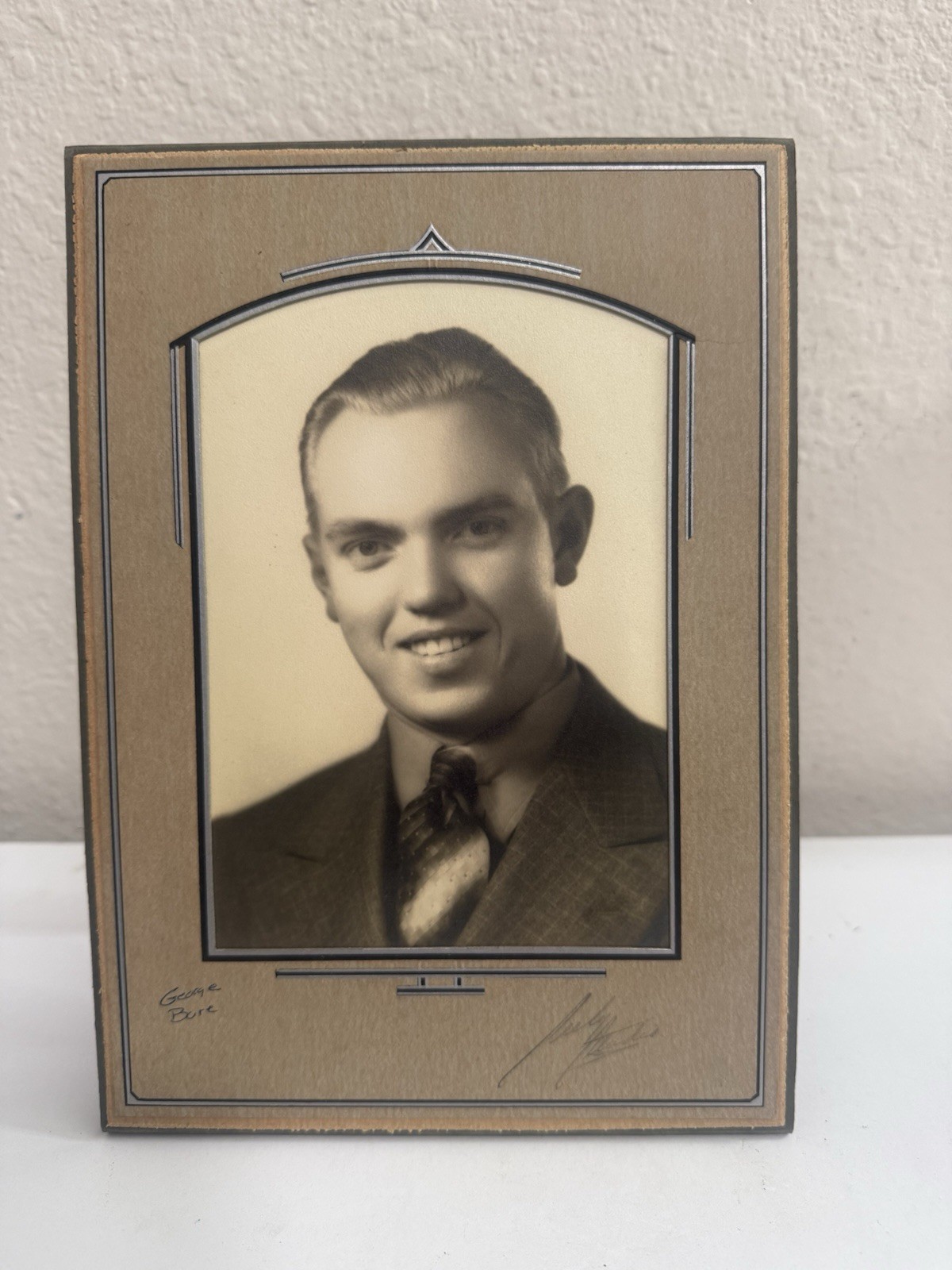 Antique 1930s Art Deco Studio Portrait Photograph Man Suit Signed Cardboard #1