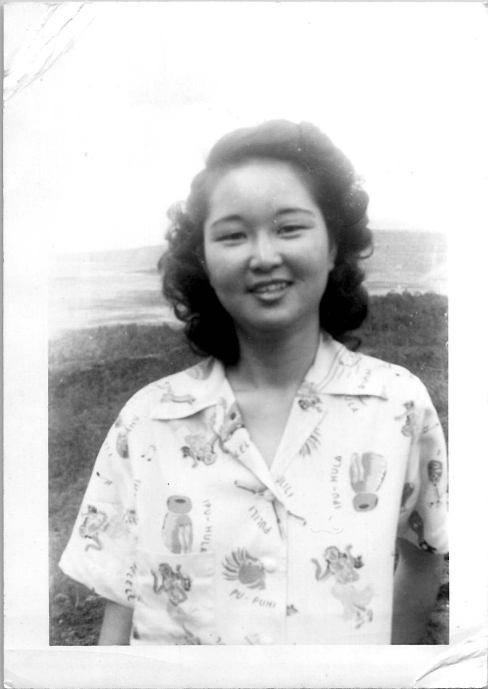 Gorgeous Pretty Smile Japanese Woman at Volcano House Hawaii 1949 Vintage Photo