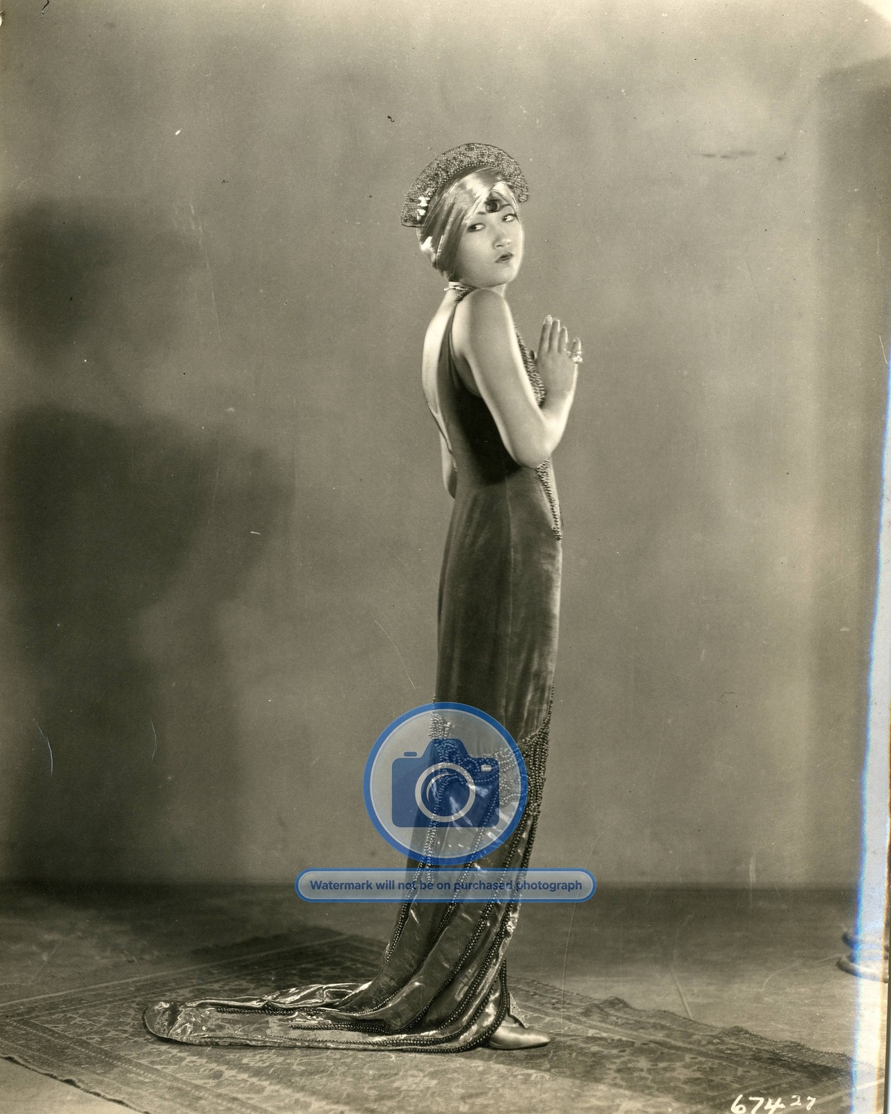 ANNA MAY WONG SILENT FILM ACTRESS 1920 PUBLICITY 8X10 PHOTO