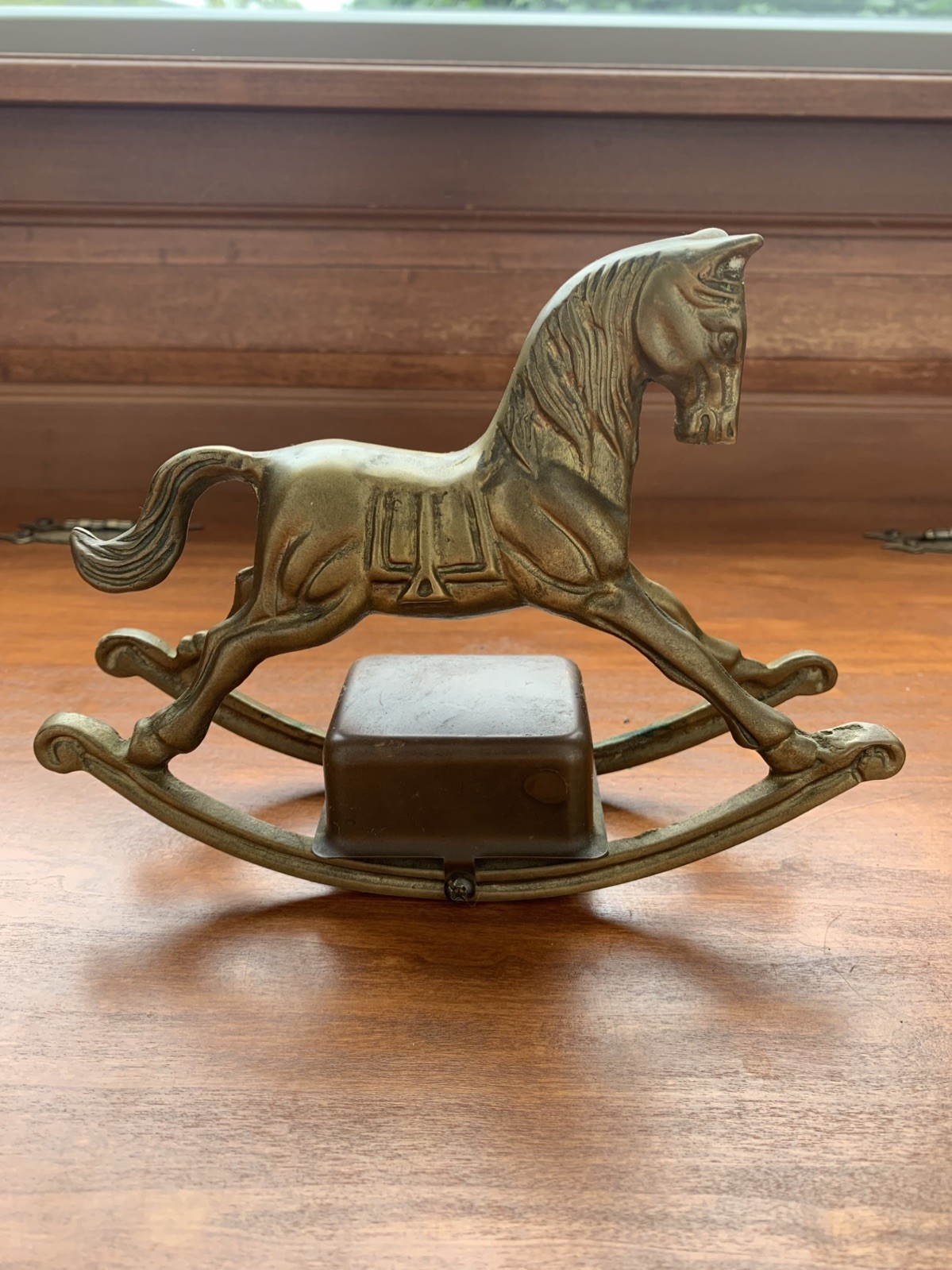 Vintage Solid Brass Rocking Horse Figurine music box Vintage Solid Brass Rocking Horse Figurine music box