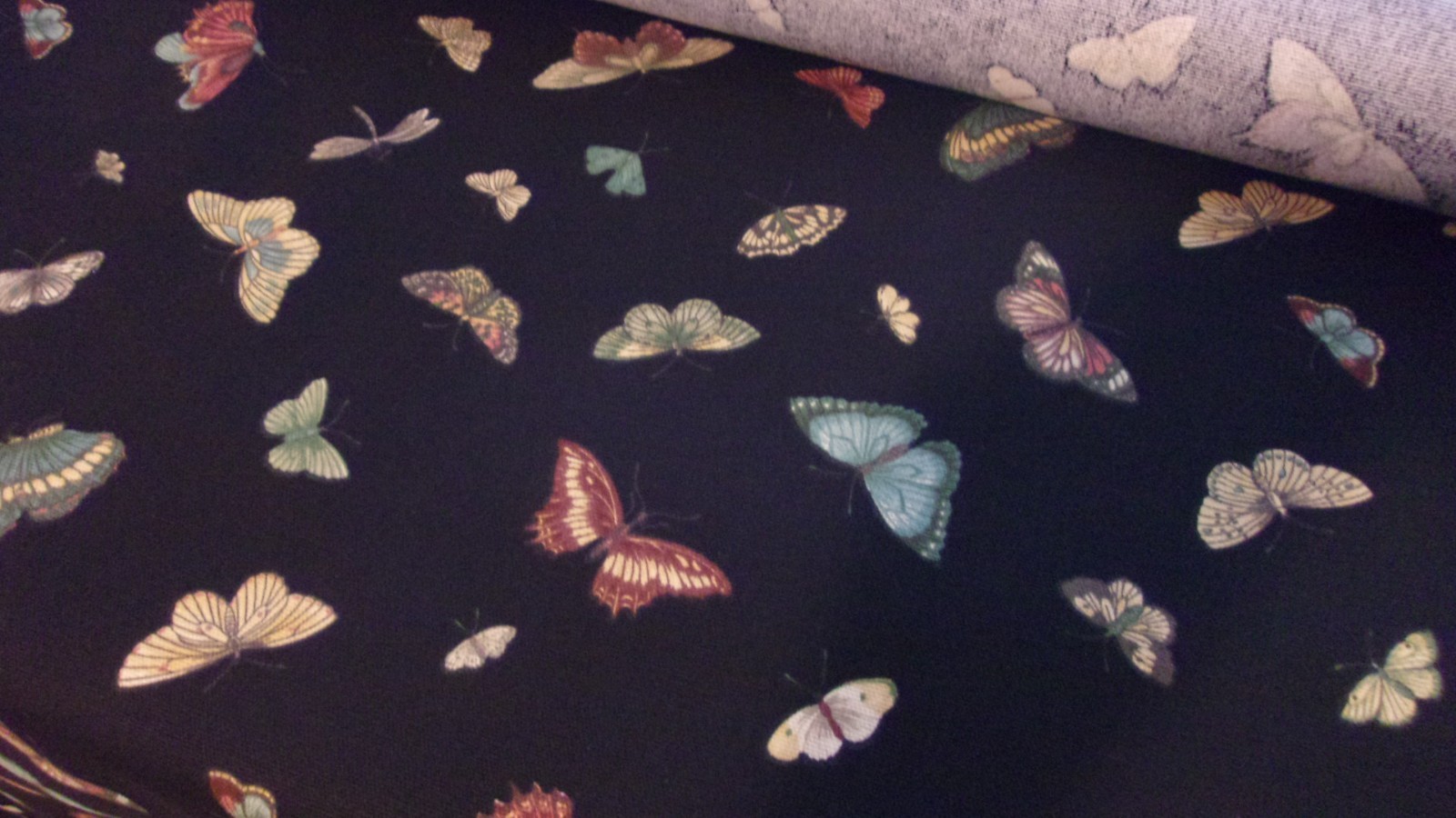 Colonial Williamsburg Foundation BASSETT BUTTERFLIES 54\