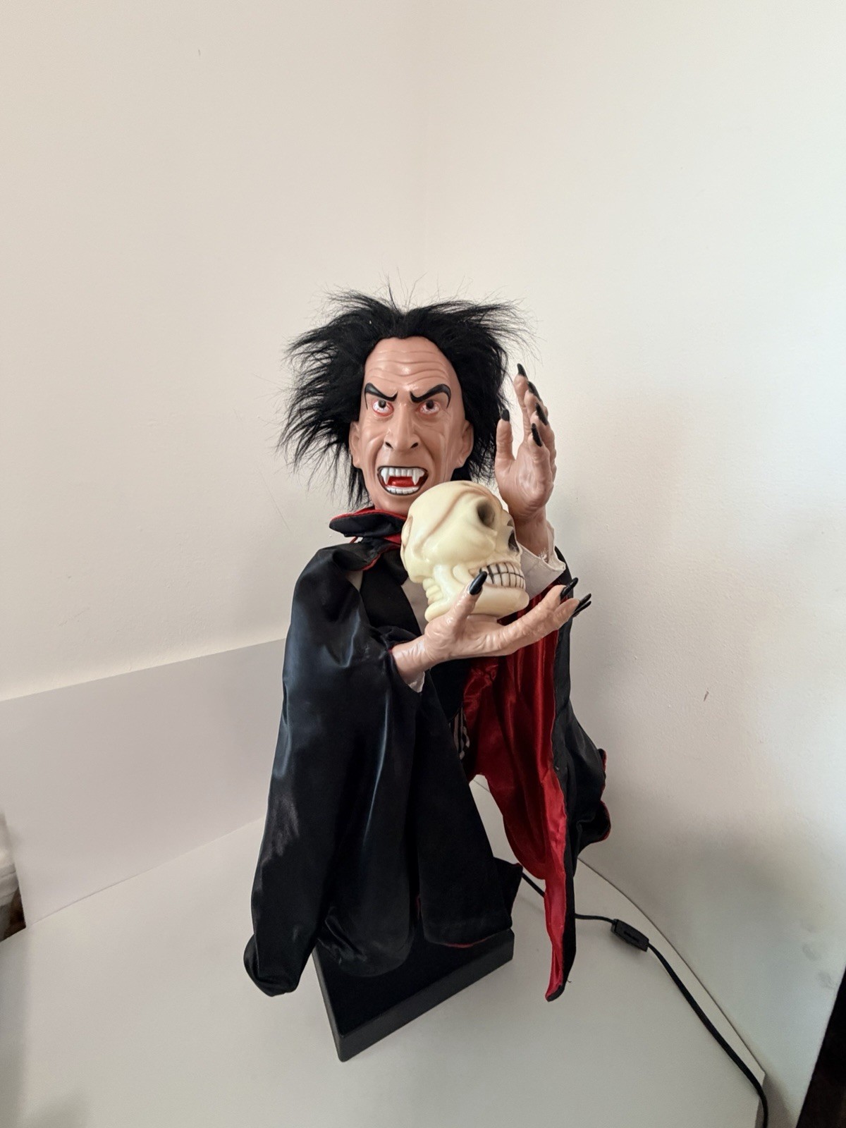 Vintage 1987 Telco Motion-ettes of Halloween Dracula Vampire Animatronic 24\