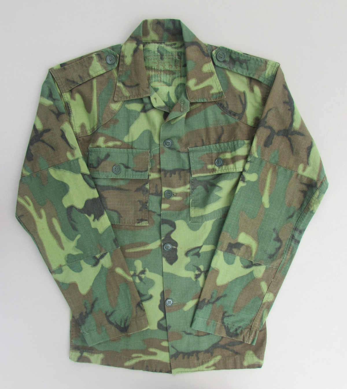 ORIGINAL 1967 SOUTH VIETNAM ARVN AIRBORNE RANGER ERDL CAMOUFLAGE SHIRT RVN CAMO