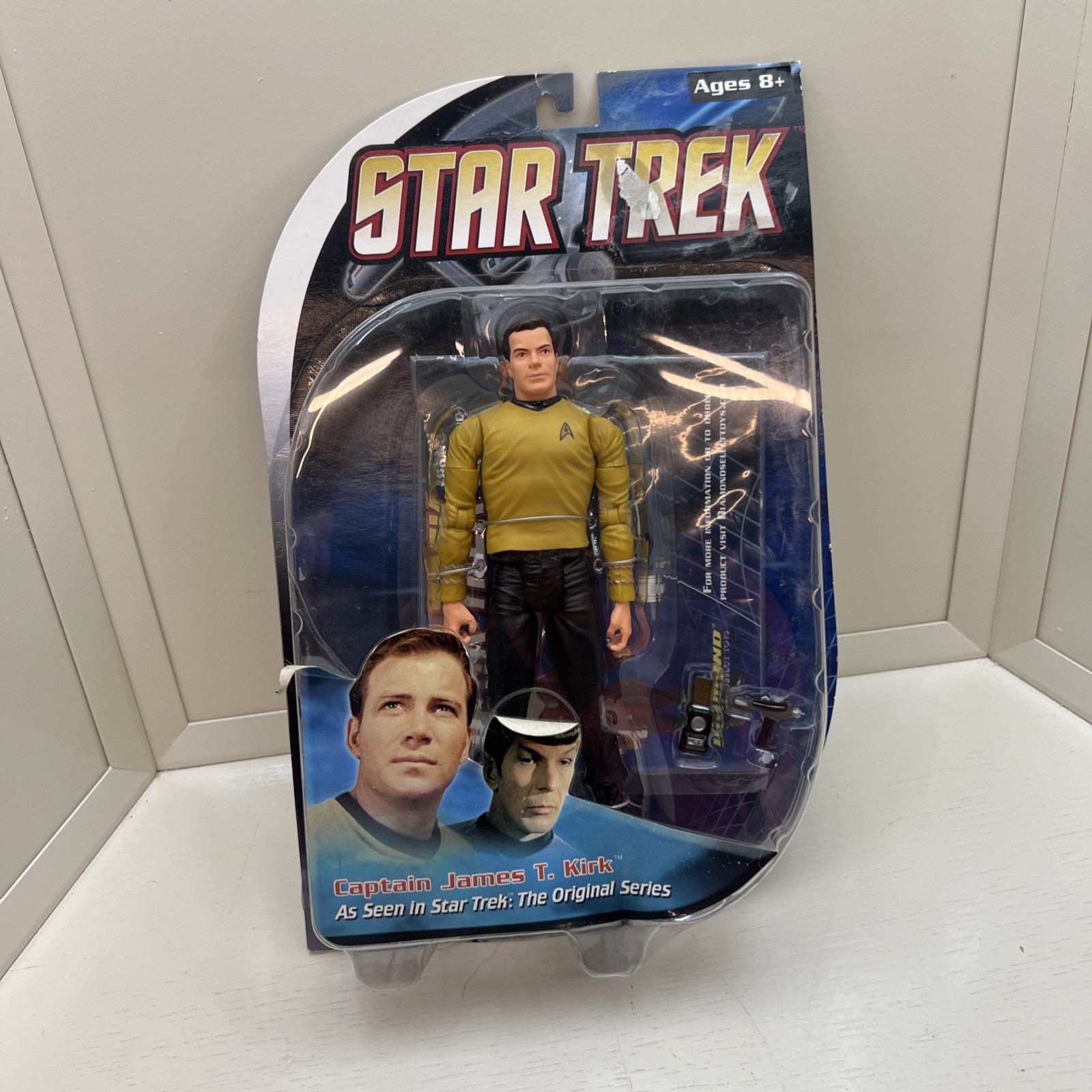 STAR TREK TOS - Captain James T. Kirk Action Figure, Diamond Select, 2008 NIB - STAR TREK TOS - Captain James T. Kirk Action Figure, Diamond Select, 2008 NIB -