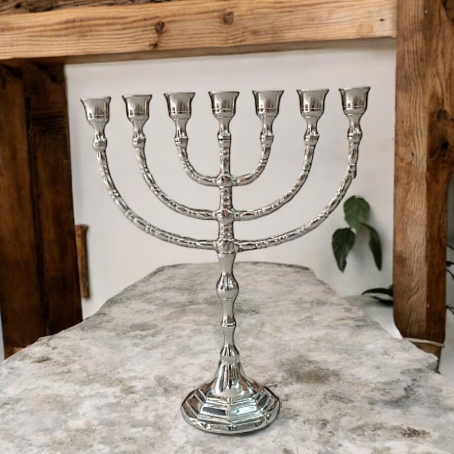 Jerusalem Menorah 12\ Jerusalem Menorah 12\