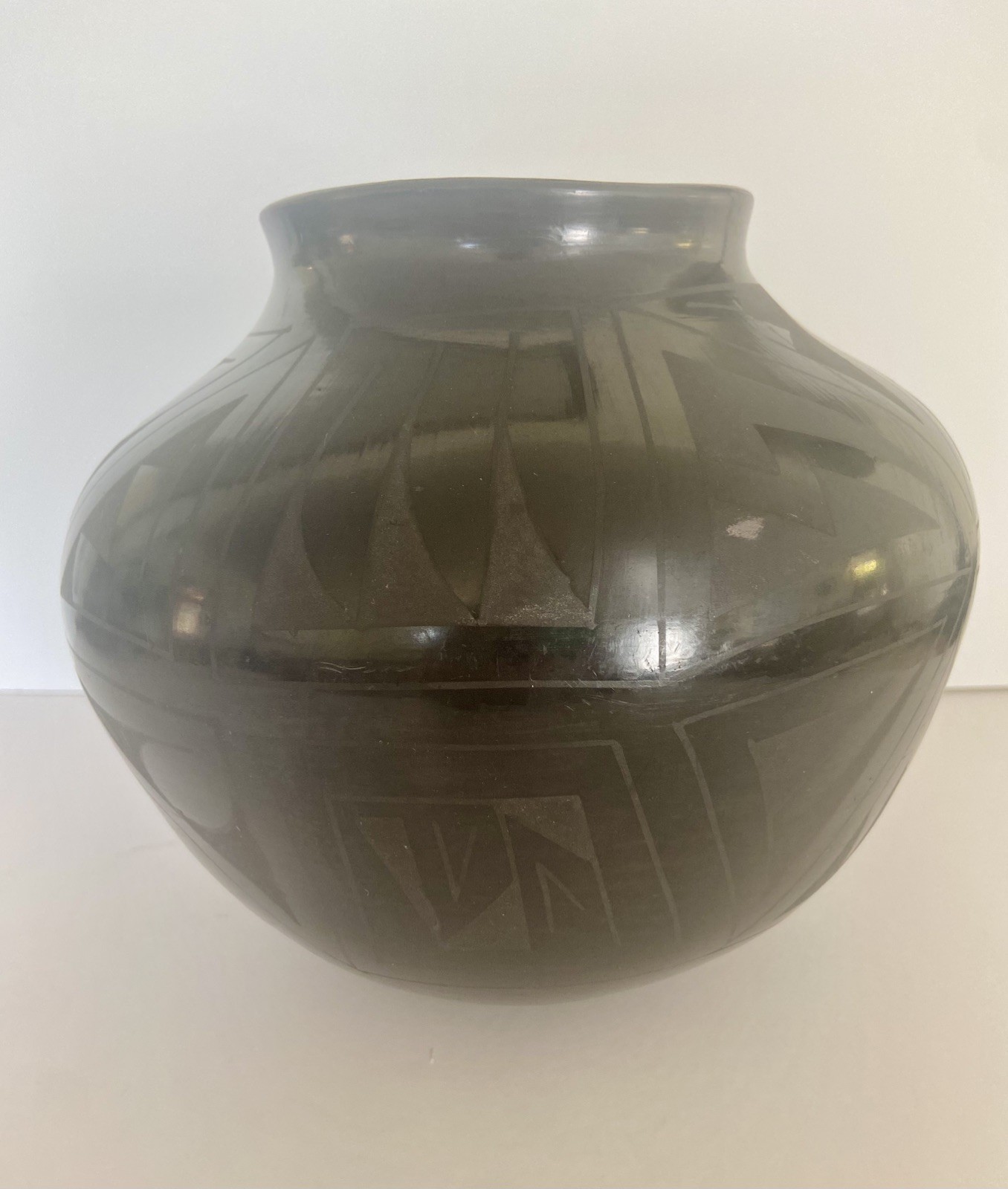 Vintage Mata Ortiz Black-on-Black Pottery Jar Mexico Artist Signed Amalia Mora 