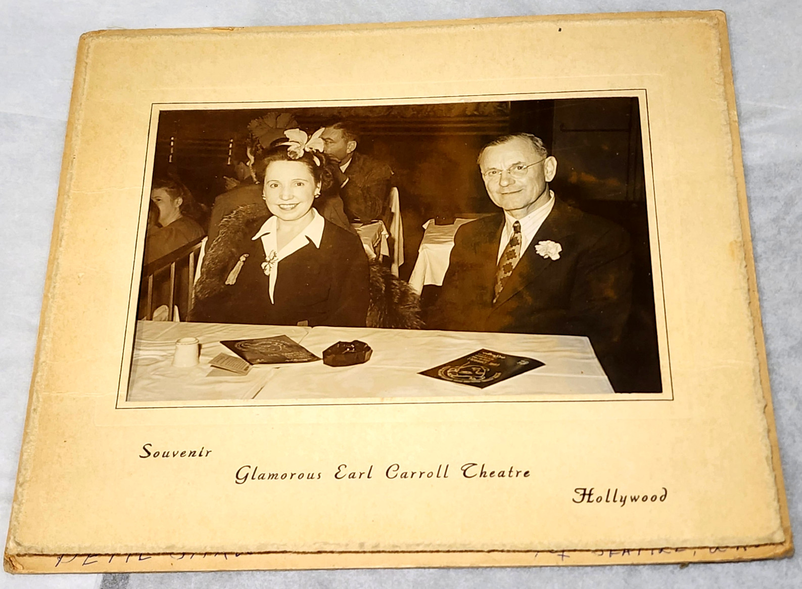 Vintage 1940s Photo Earl Carroll Theatre Restaurant Hollywood Souvenir Seattle Vintage 1940s Photo Earl Carroll Theatre Restaurant Hollywood Souvenir Seattle