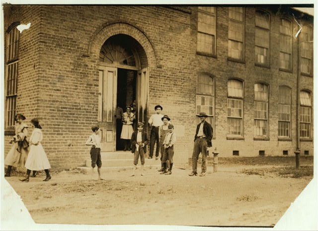 McComb Mississippi Delta Cotton Mills 1911 Noon Hour Workers Children