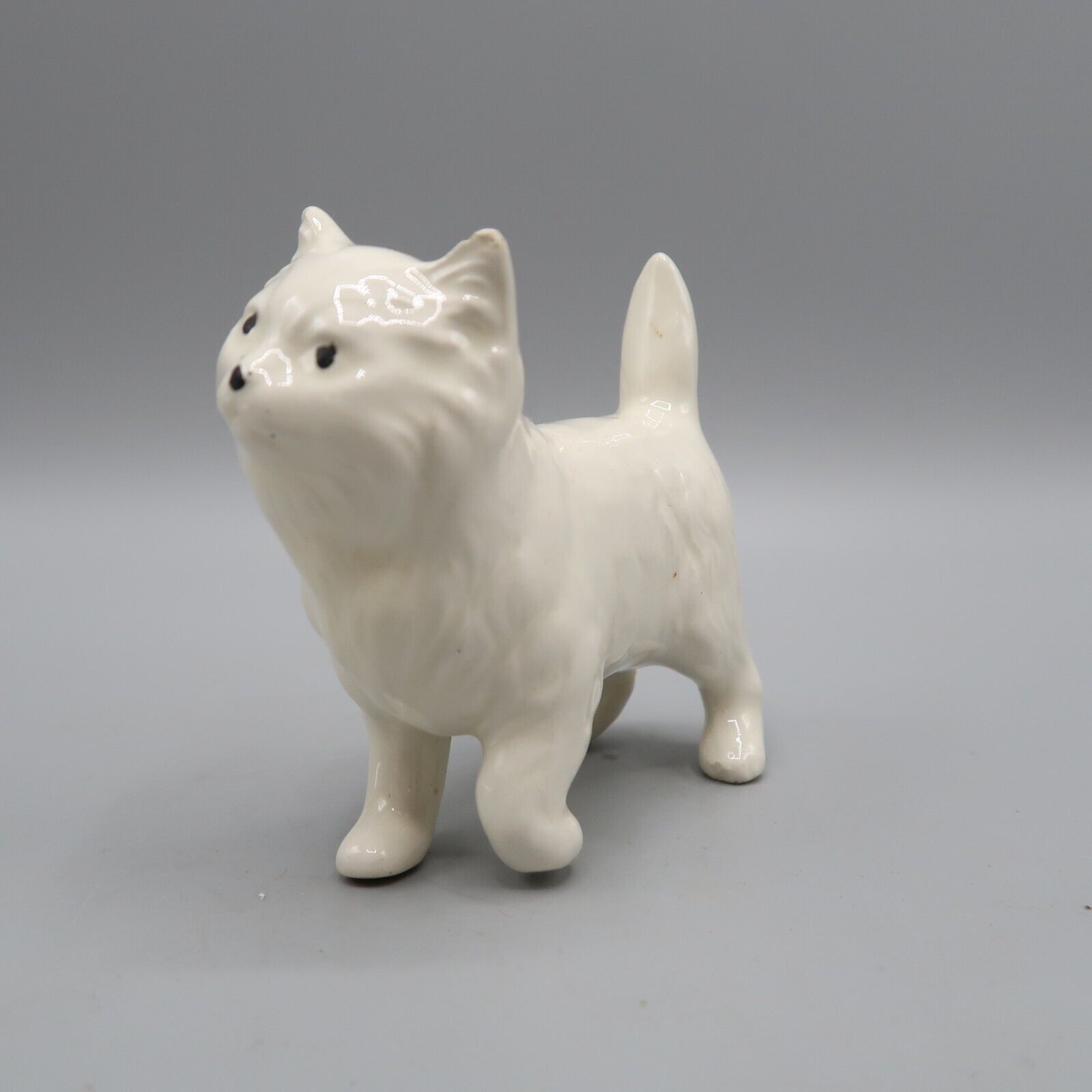 Vintage white Persian kitten kitty cat figurine Mini 3 inches tall