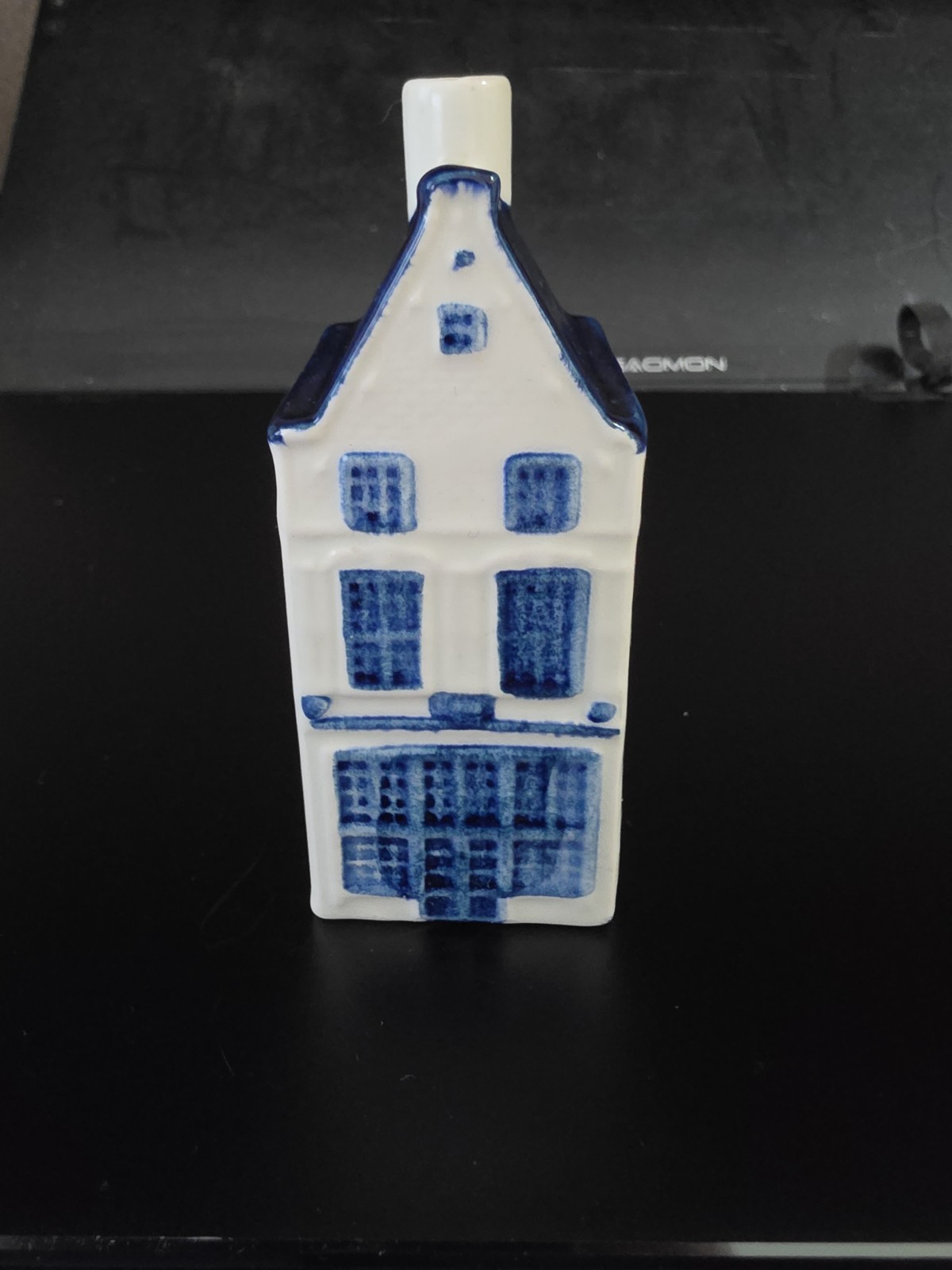 KLM HOUSE NUMBER 8 BOLS EMPTY ABSOLUTELY BEAUTIFUL MUST HAVE LOOK