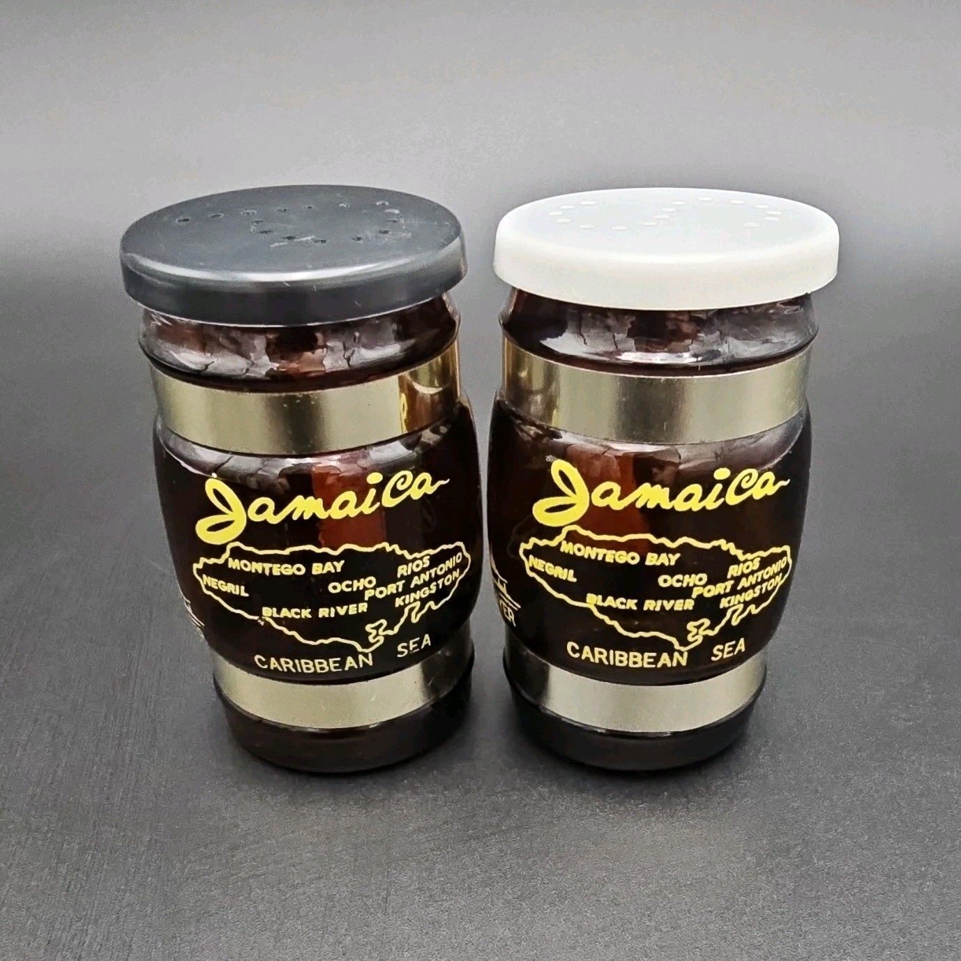 Vintage Jamaica 1974 Novelty Souvenir Salt & Pepper Shakers Ceramic & Wood