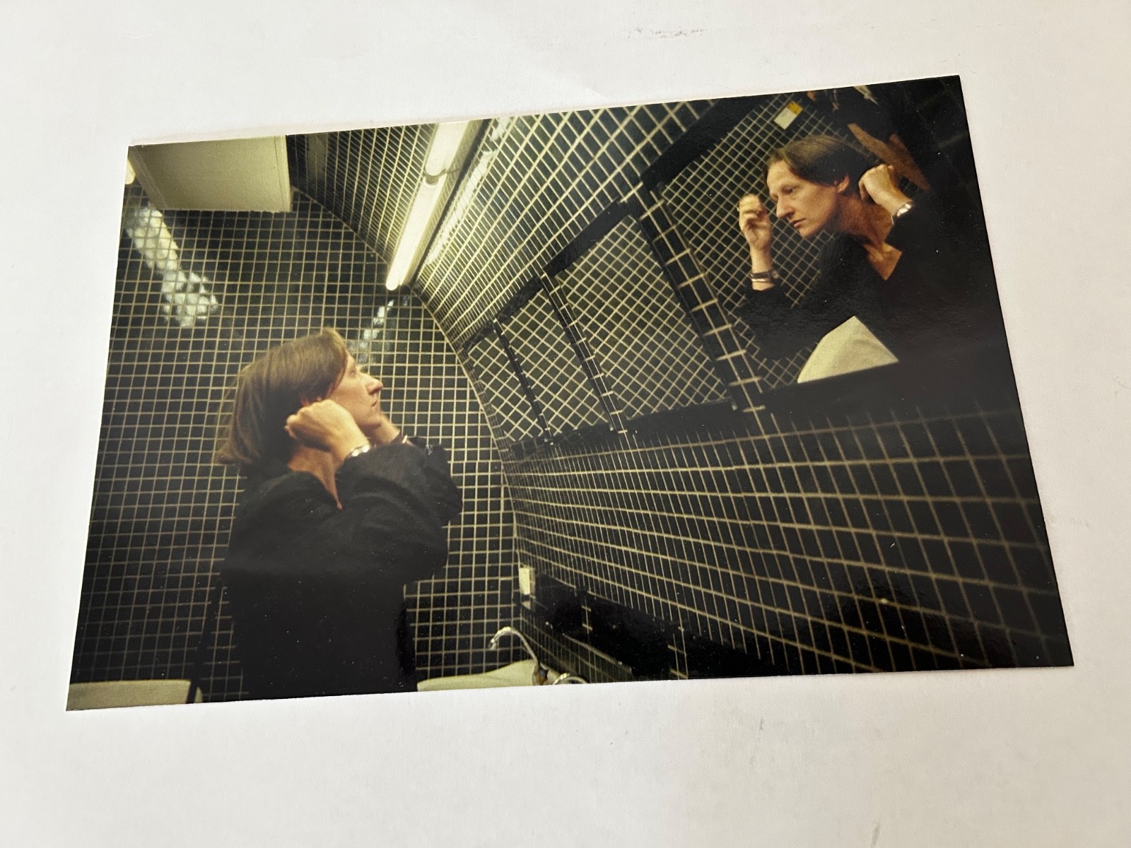 Nan Goldin — Suzanne in the Green Bathroom, Pergamon Museum, East Berlin - COA