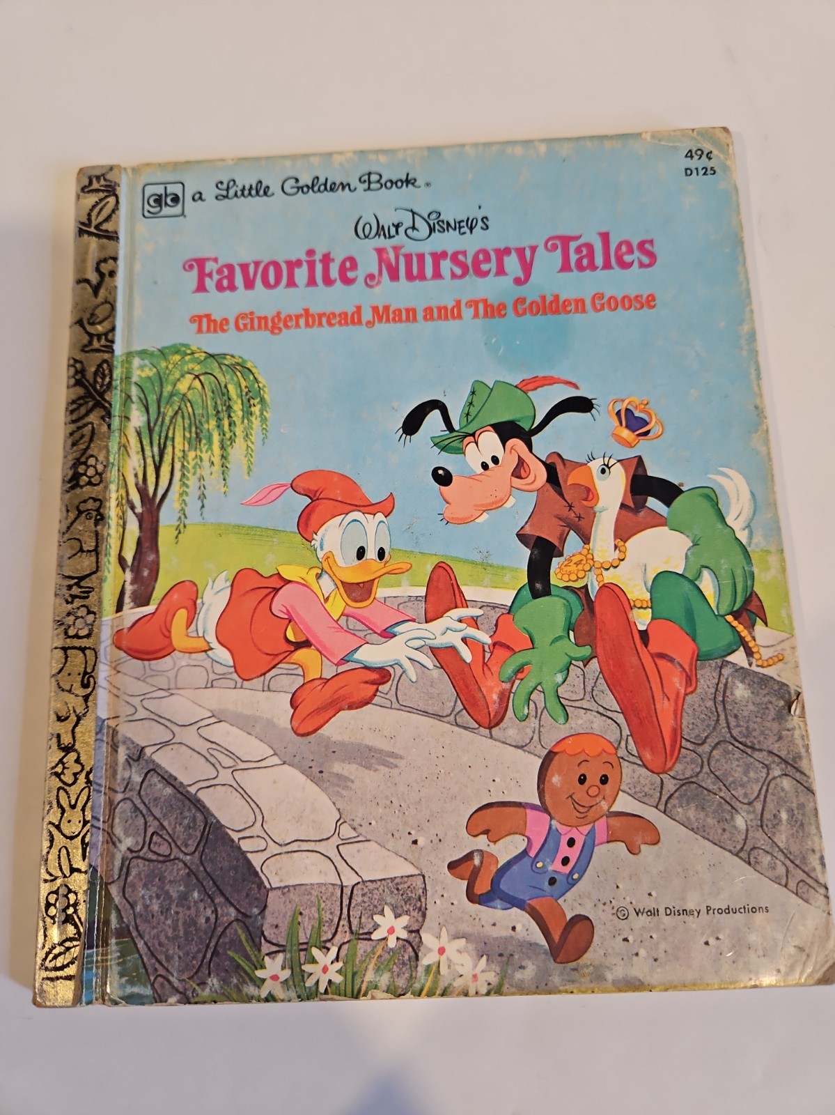 VINTAGE LITTLE GOLDEN BOOK D125, Walt Disney's FAVORITE NURSERY TALES VINTAGE LITTLE GOLDEN BOOK D125, Walt Disney's FAVORITE NURSERY TALES