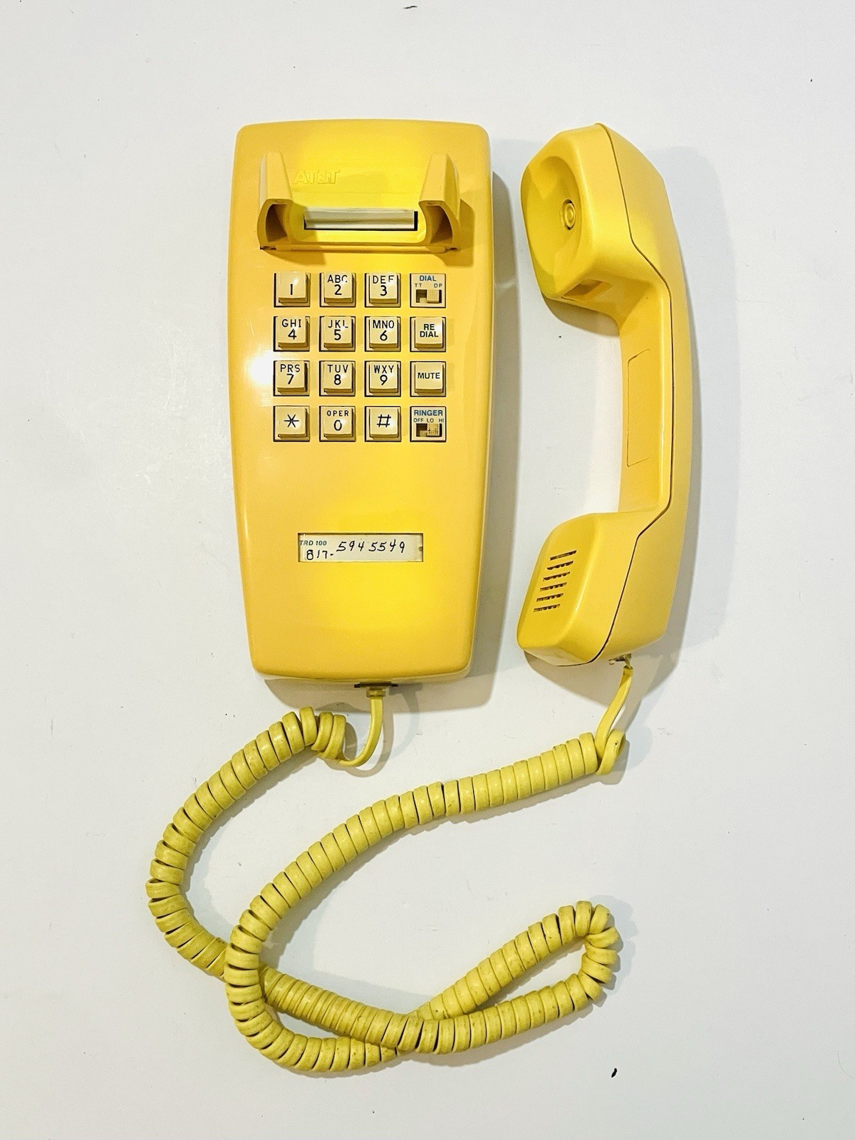 Vintage 1980\'s AT&T Push Button Wall Mounted Phone CS2554BMPF
