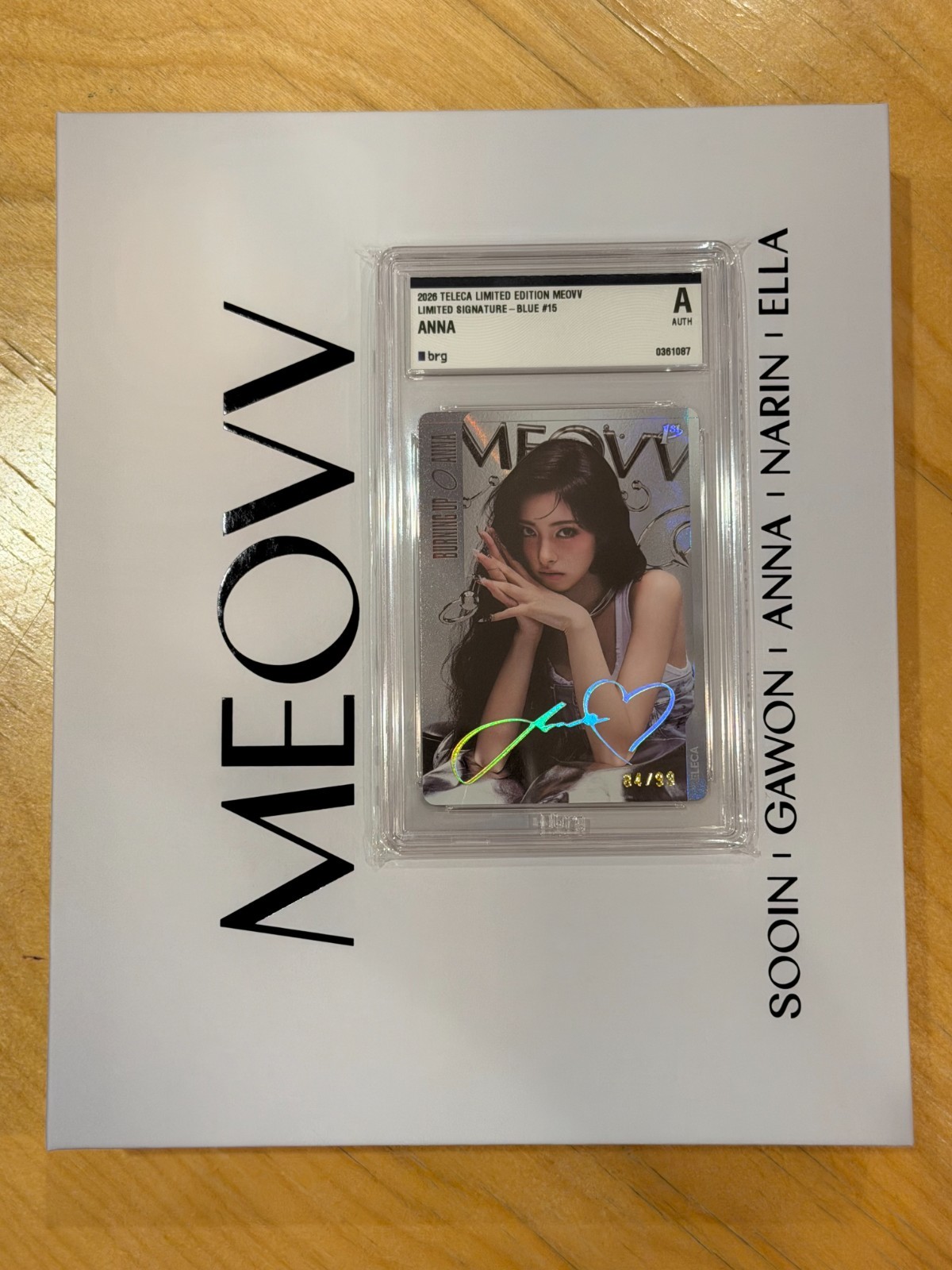 2026 Teleca Limited Edition Meovv Anna Signature Blue BRG Authentic 2026 Teleca Limited Edition Meovv Anna Signature Blue BRG Authentic