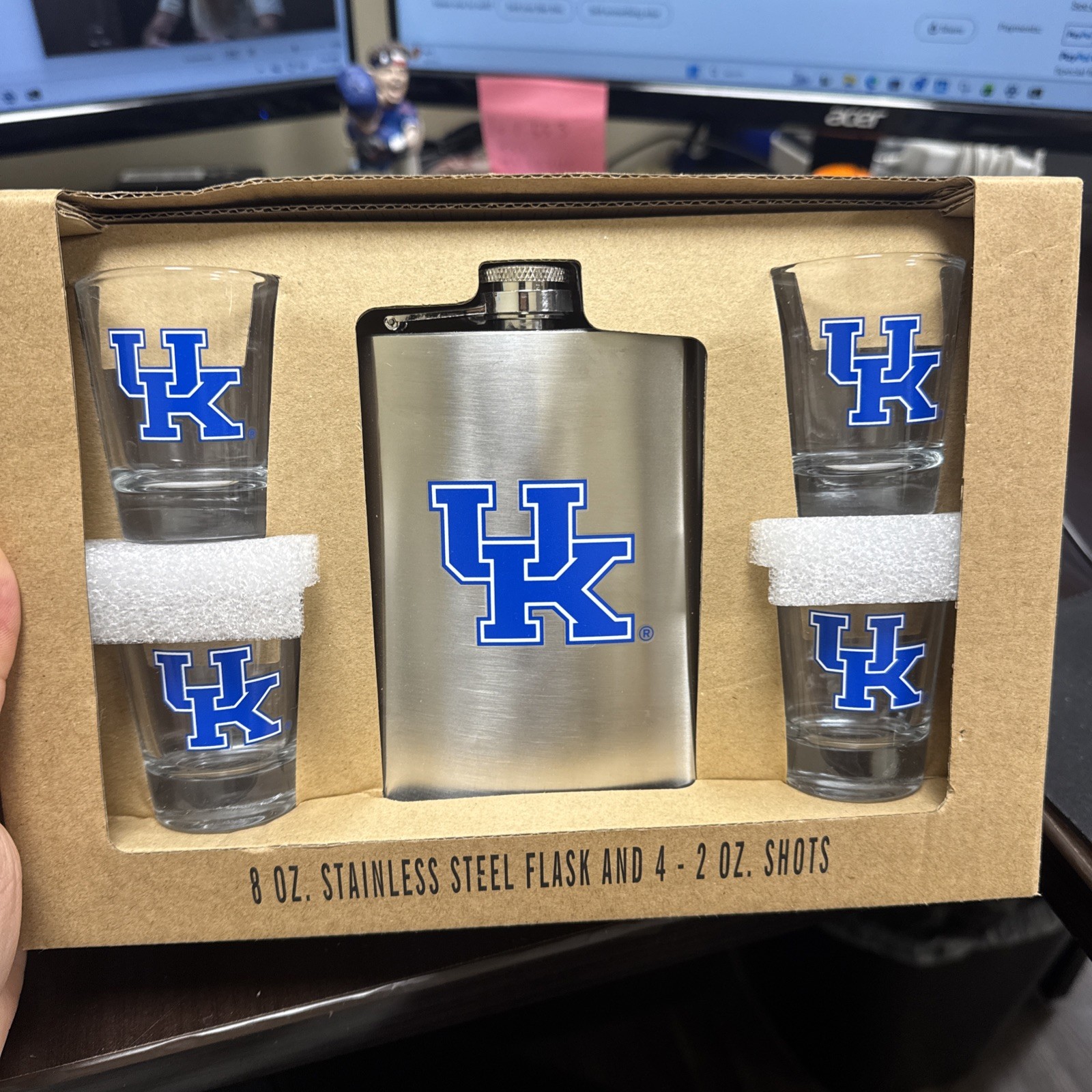 University Of Kentucky Stainless Steel Flask & 4 Shot Glasses