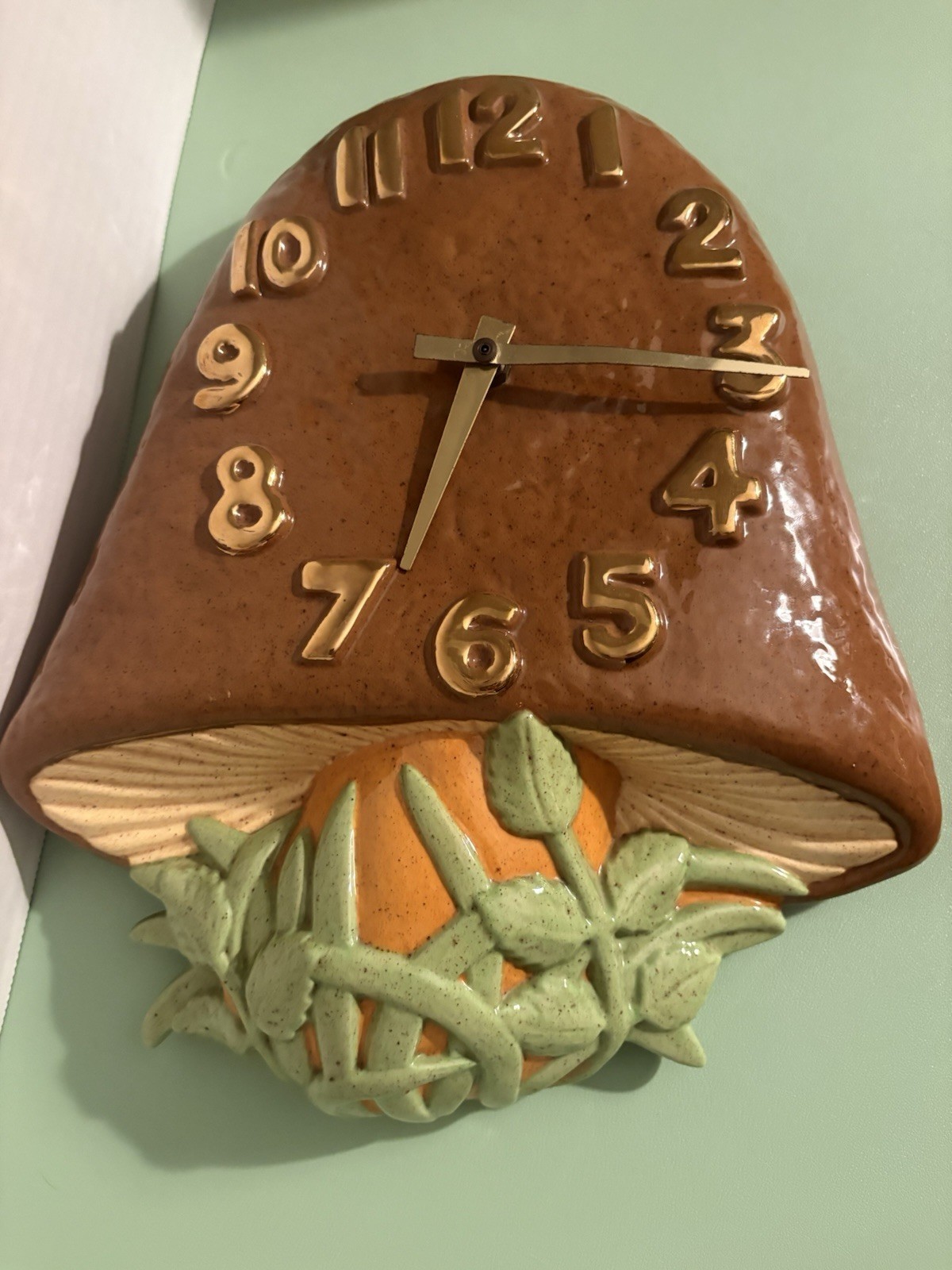 Vintage Arnel\'s Brown/Green/Orange Heavy Ceramic Mushroom Wall Clock MCM Working Vintage Arnel\'s Brown/Green/Orange Heavy Ceramic Mushroom Wall Clock MCM Working