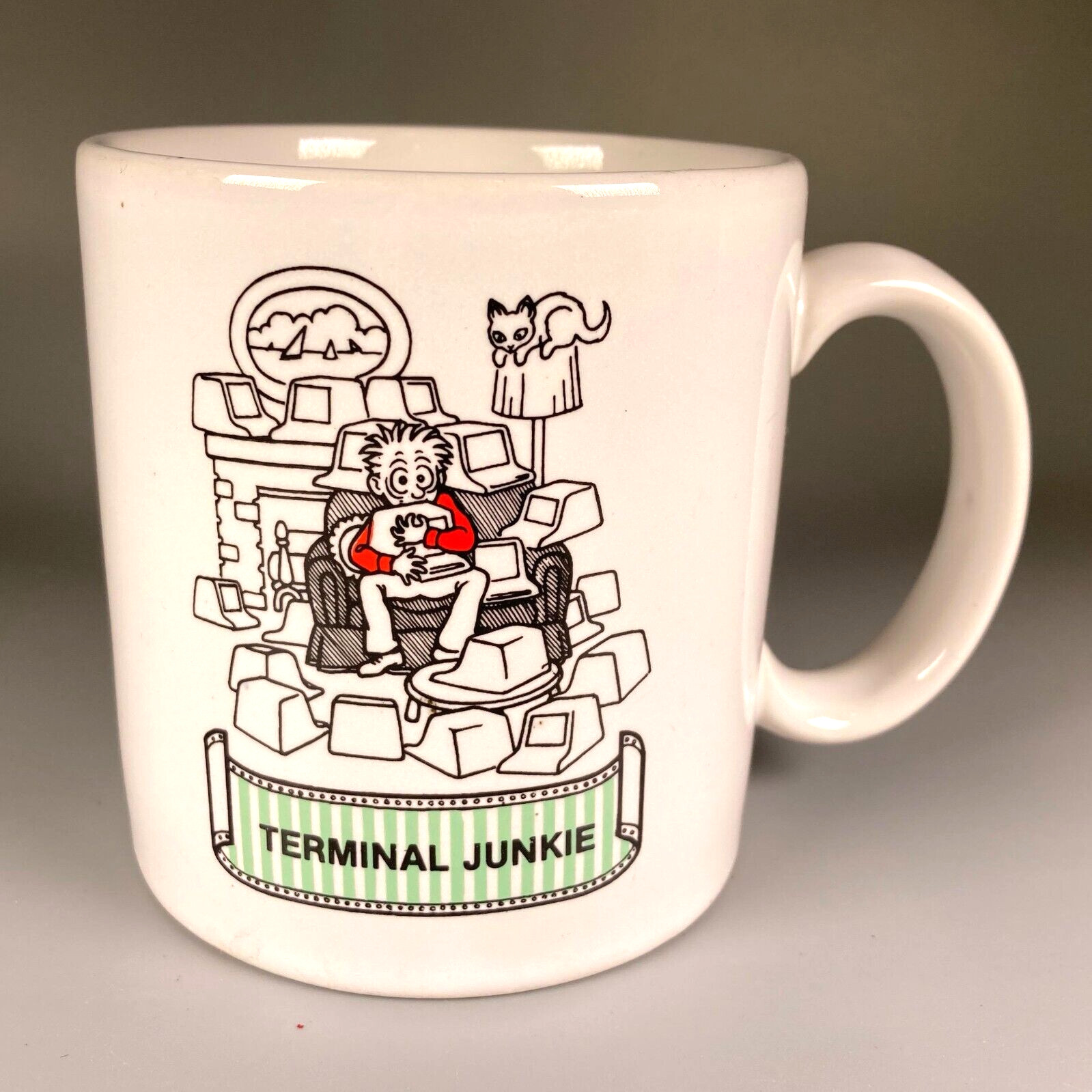 Terminal Junkie mug humorous VINTAGE computers 1980s Green Bar vaporwave cat