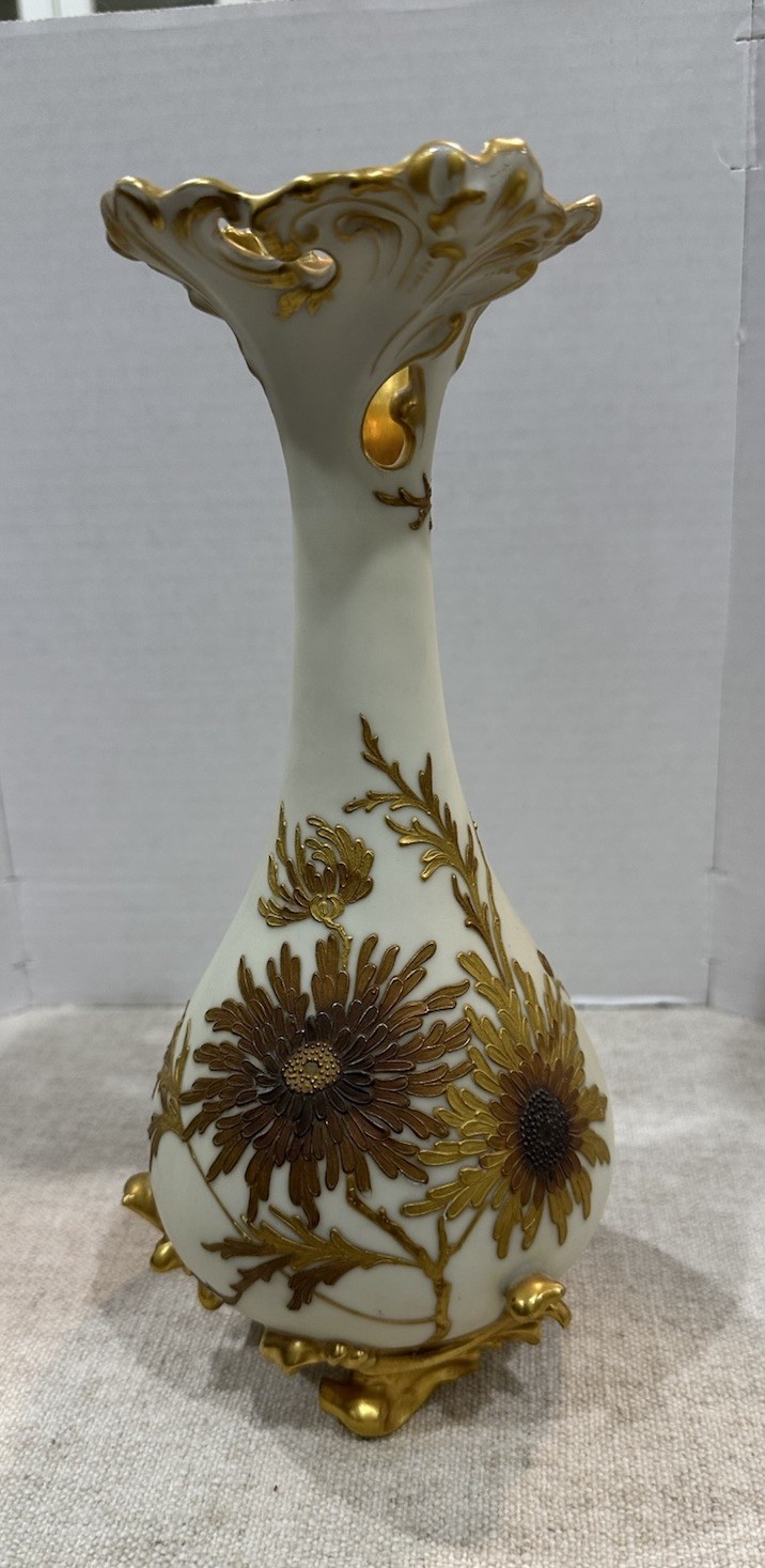Antique Pairpoint Limoges Porcelain Vase 10.75” Art Nouveau Heavy Gilt Mums 1890 Antique Pairpoint Limoges Porcelain Vase 10.75” Art Nouveau Heavy Gilt Mums 1890