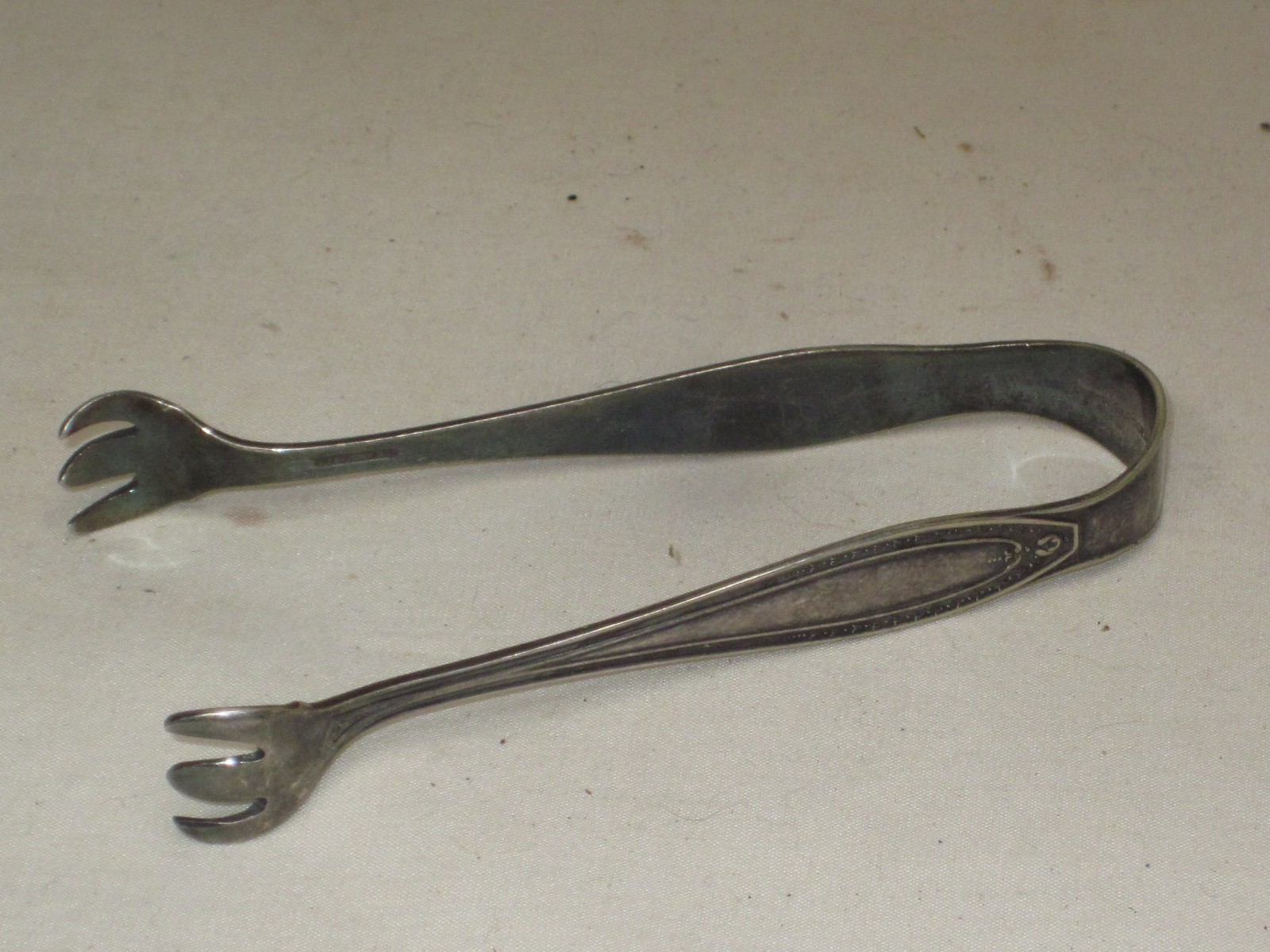 antique silver-plated sugar cube tong tongs Simeon George H. Rogers *monogram