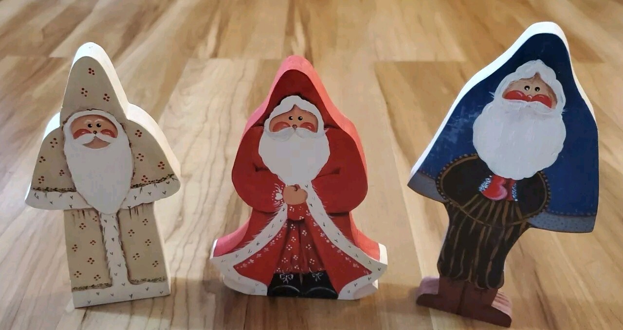 VTG Primitive Folk Art Wooden Santa Claus Hand Painted Christmas Decor Lot Of 3